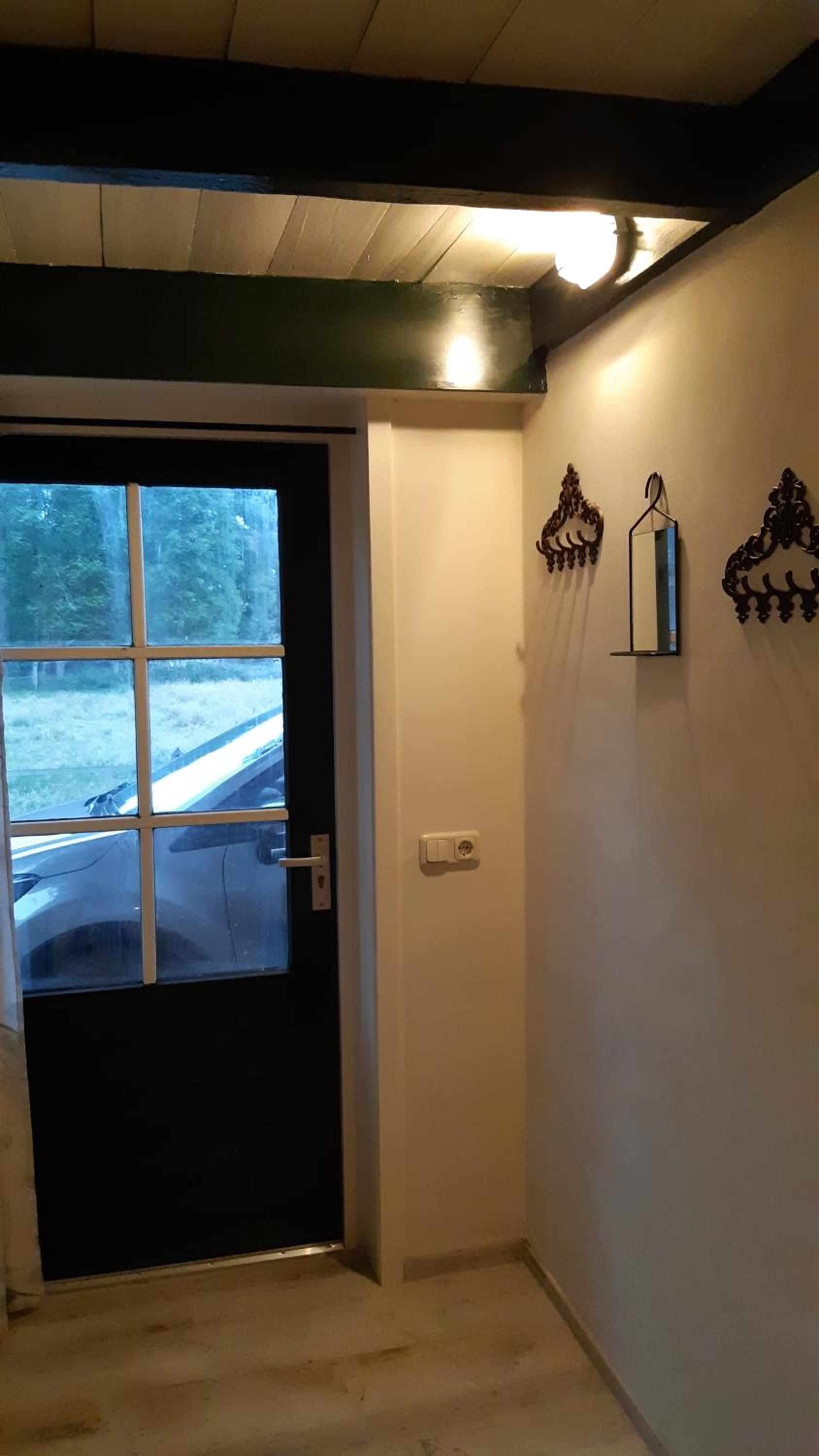 Family Room - Photo 2