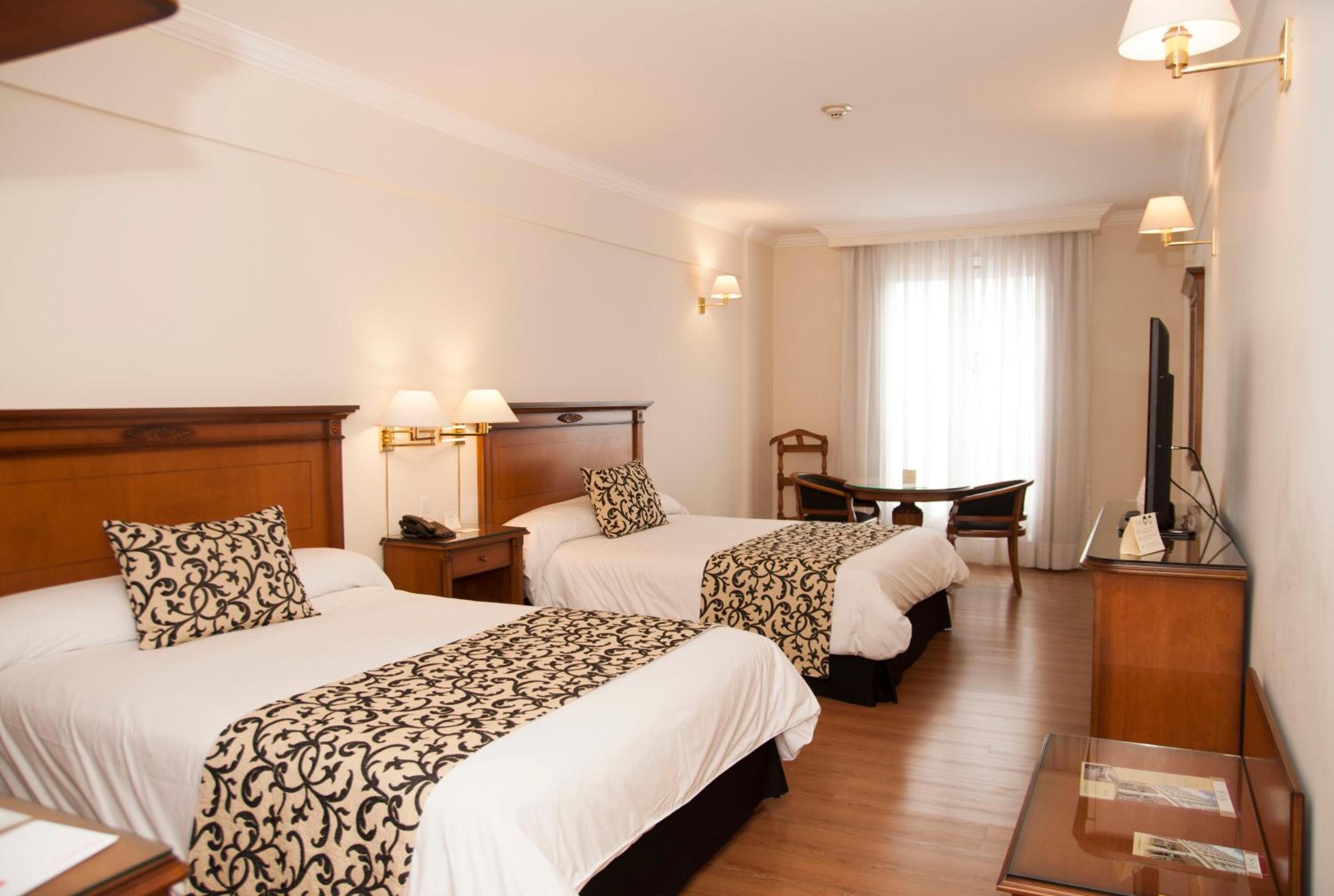 Superior Triple Room photo 2