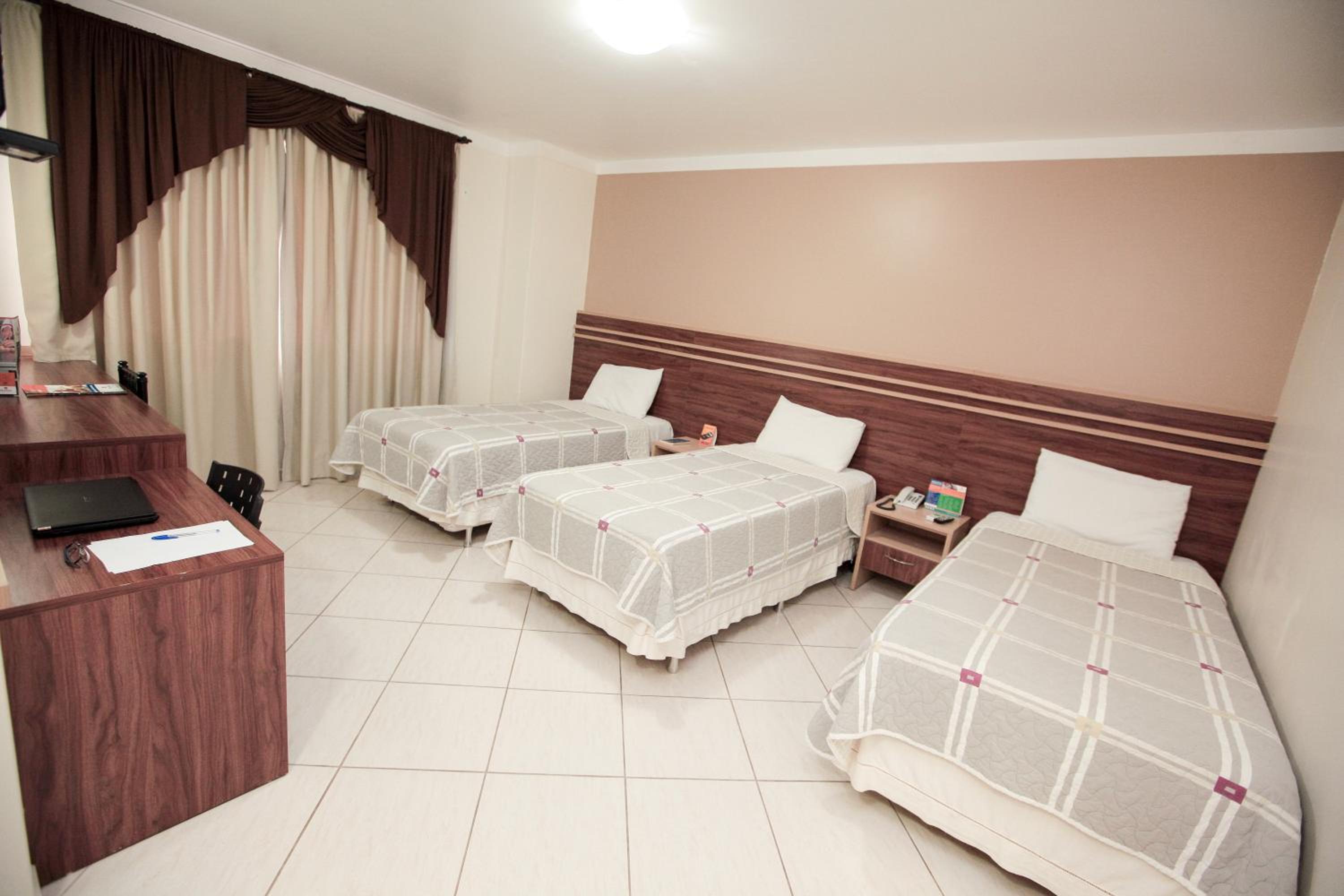 Luxury Triple Room photo 3