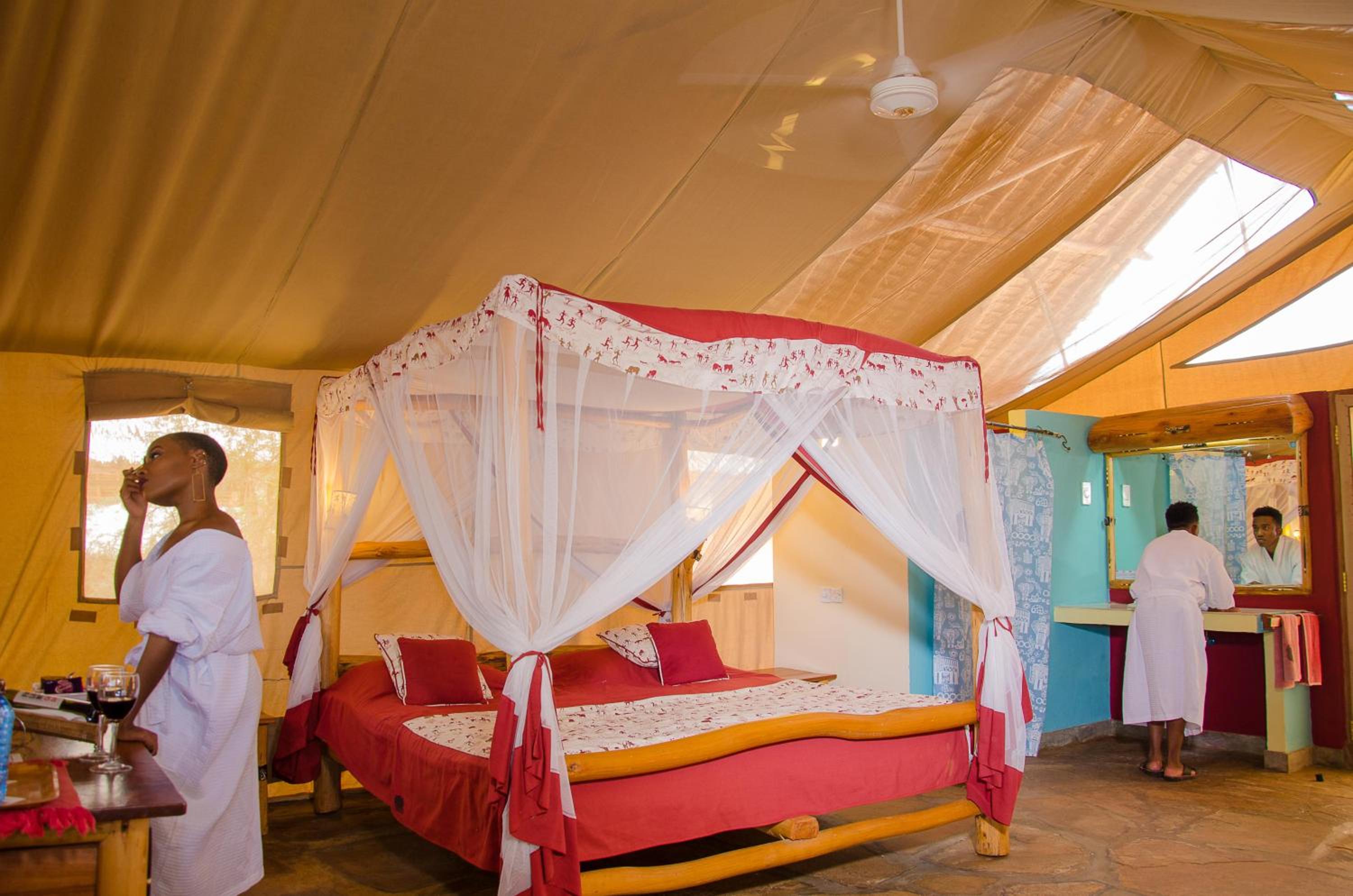 Double Room - Photo 7