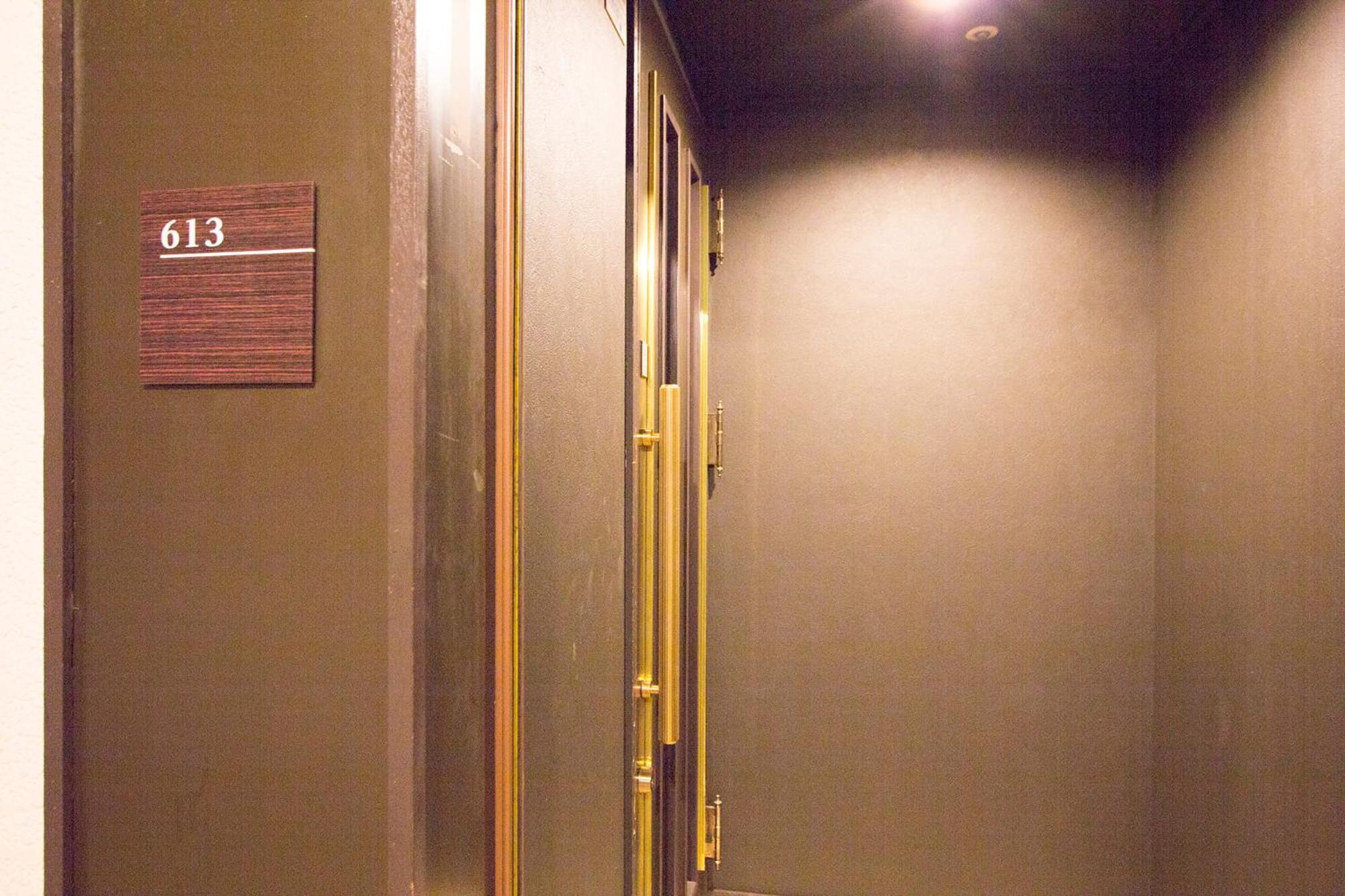 Apartment with Shower - Photo 22