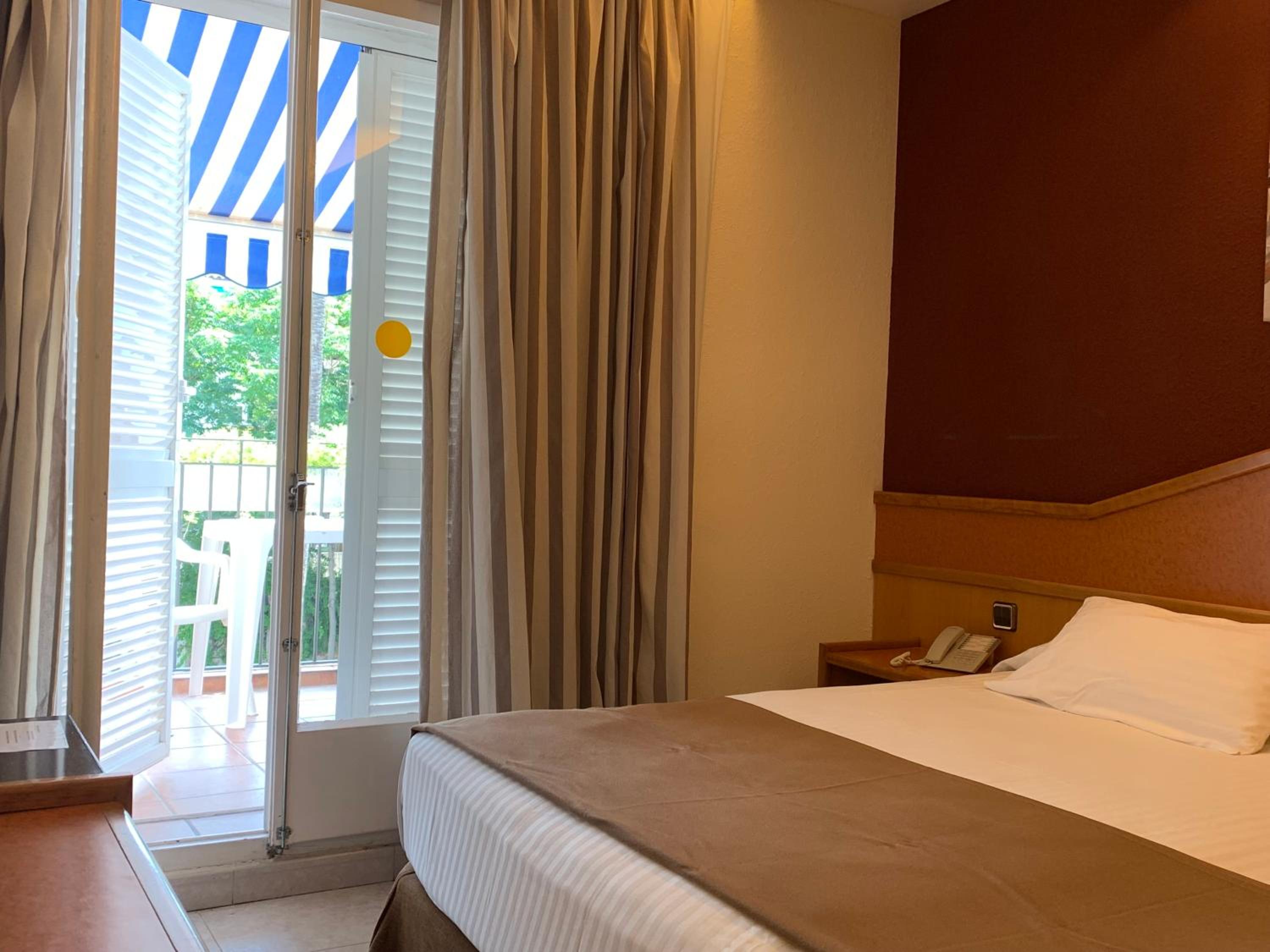 Double or Twin Room with Balcony