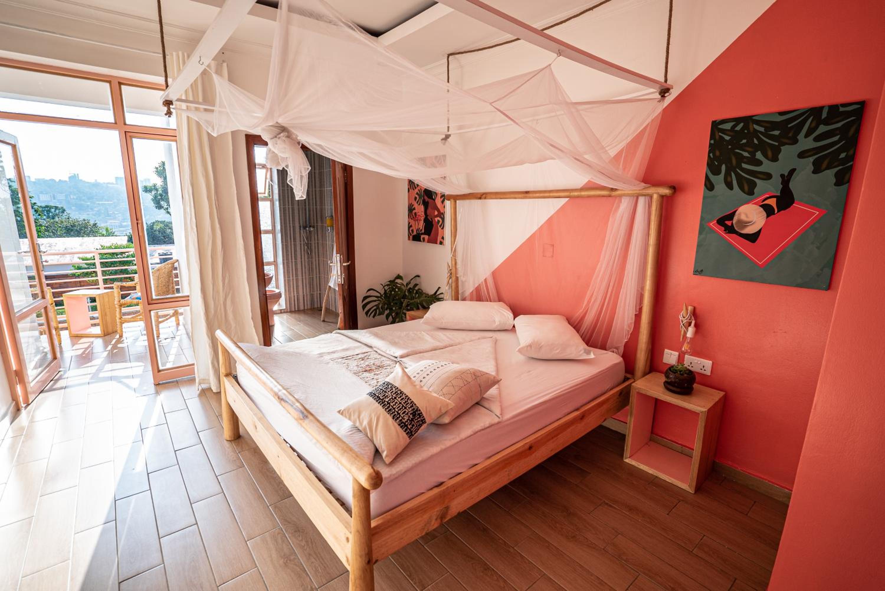 King Room with Balcony photo 1
