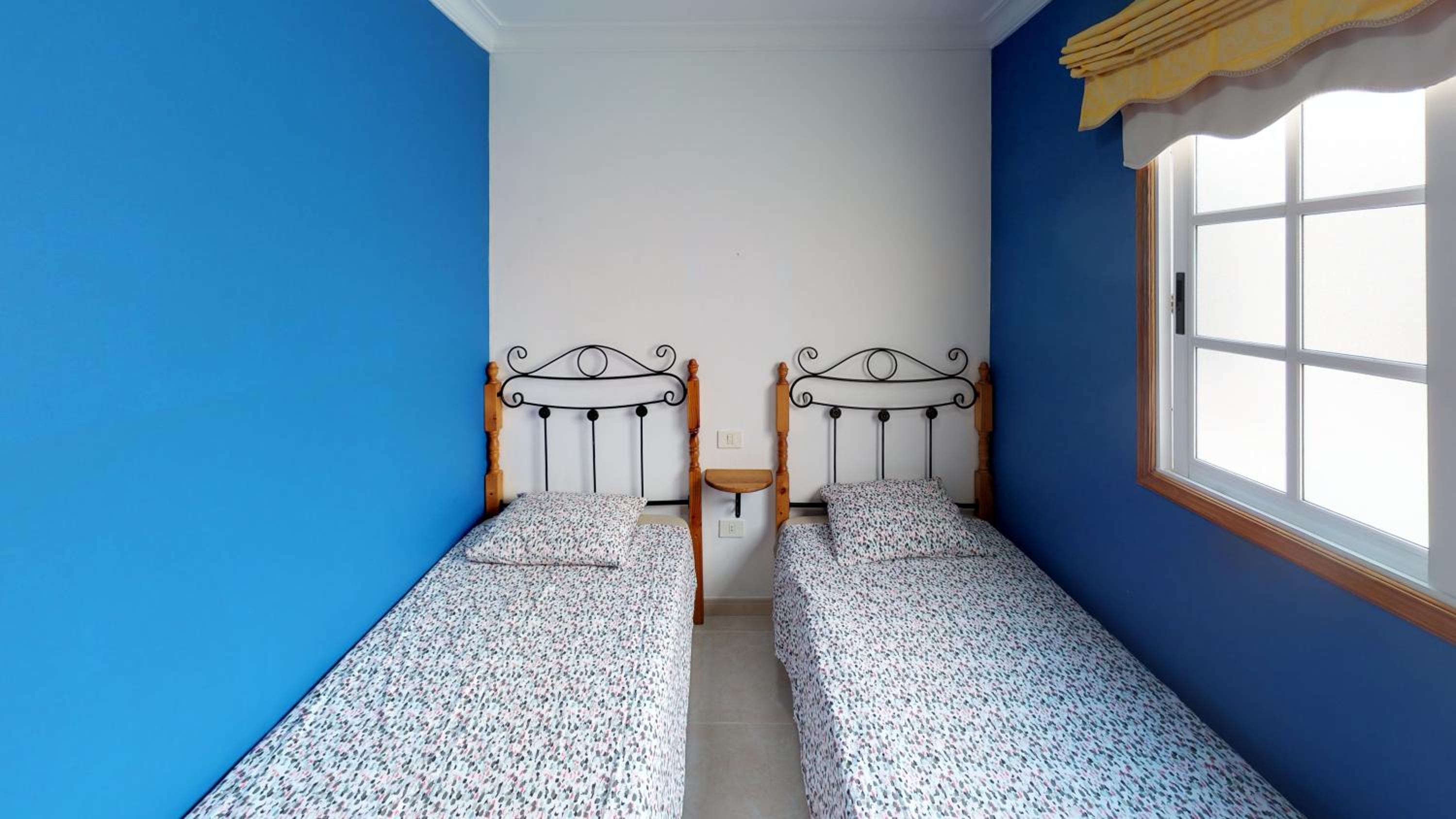Two-Bedroom Apartment - Photo 11