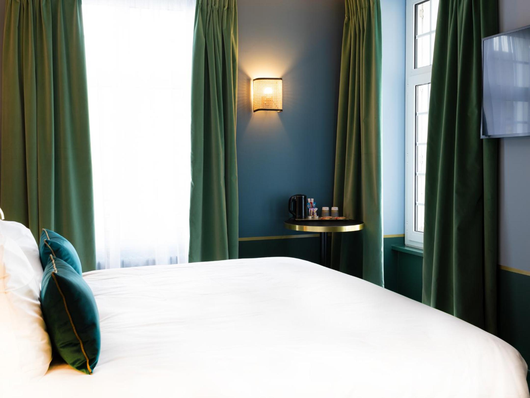 Standard Double Room - City Side