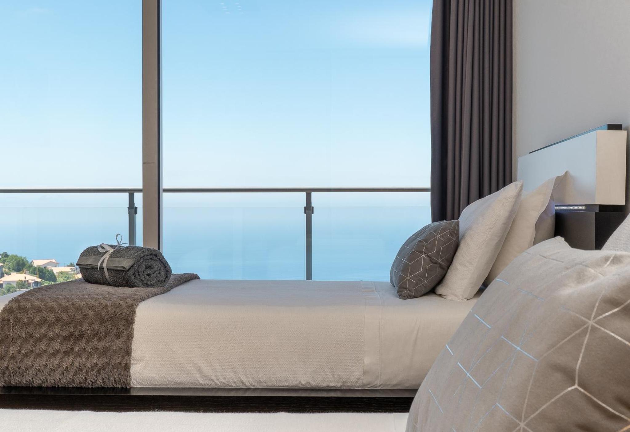 Villa com Piscina Privada