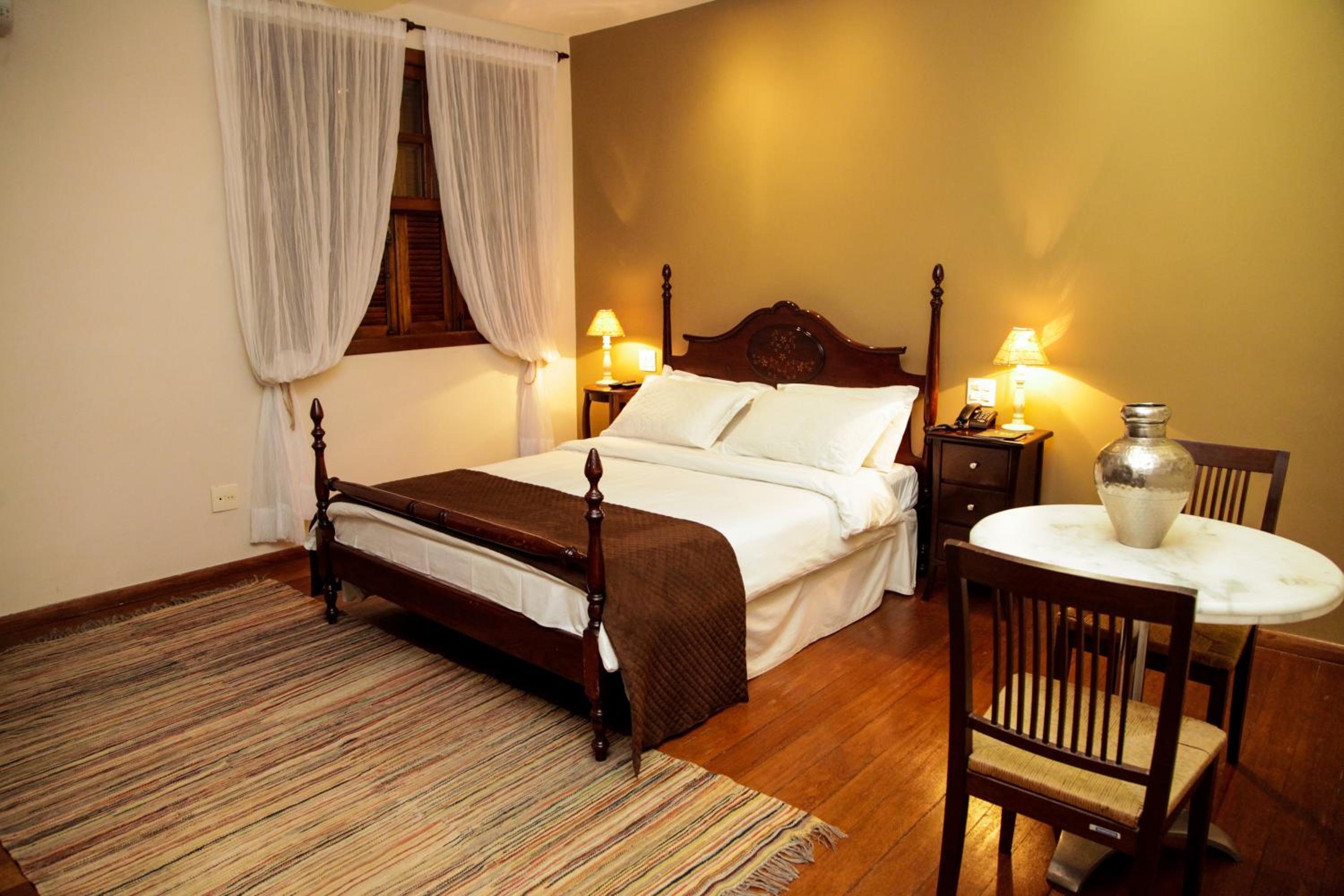 Quarto Luxo Triplo com Banheira photo 2
