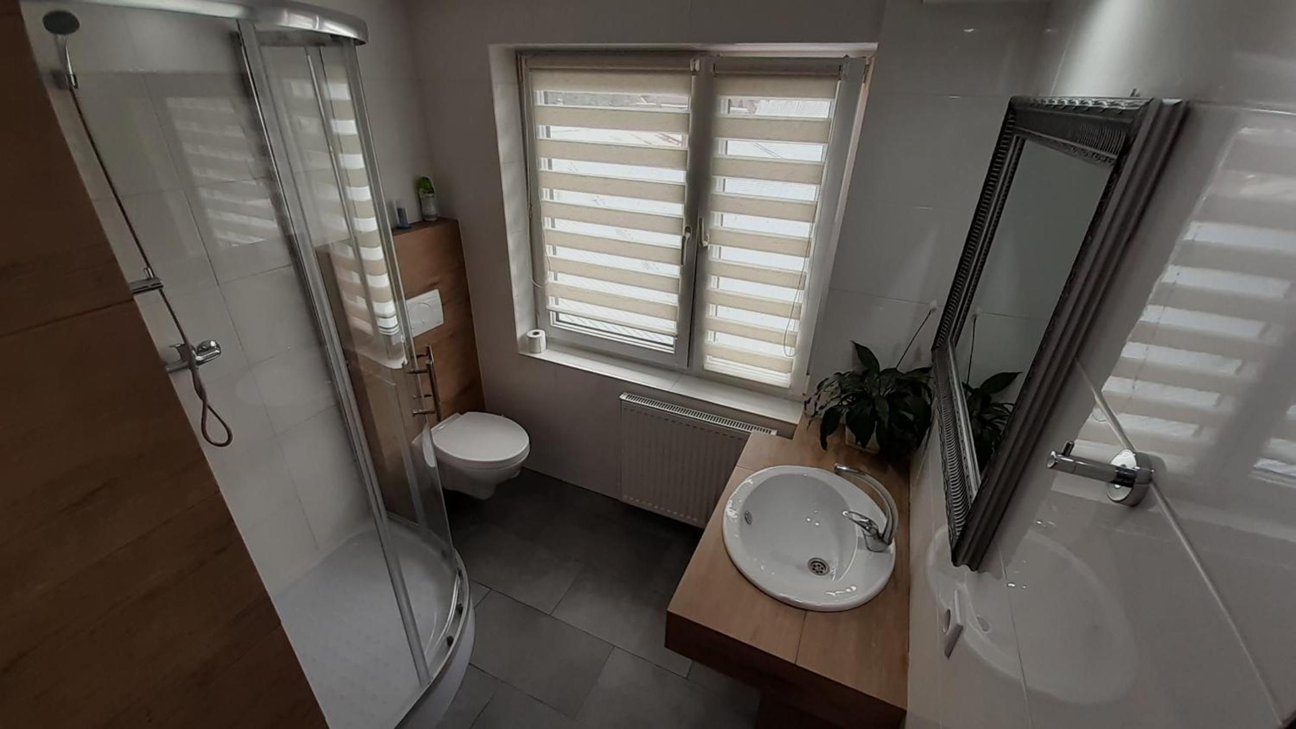 Twin Room with Shared Bathroom photo 3