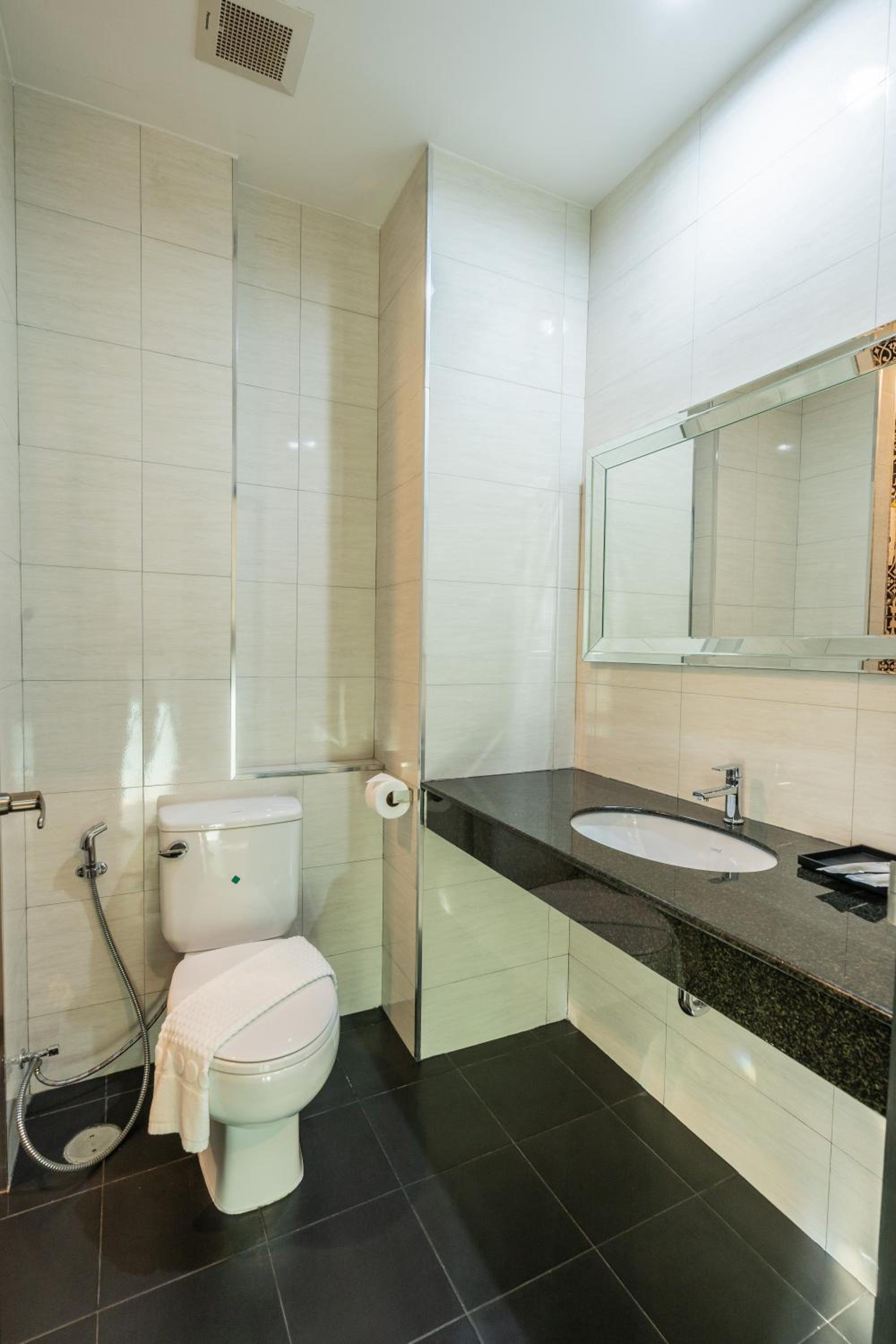 Standard Double Room - Photo 52
