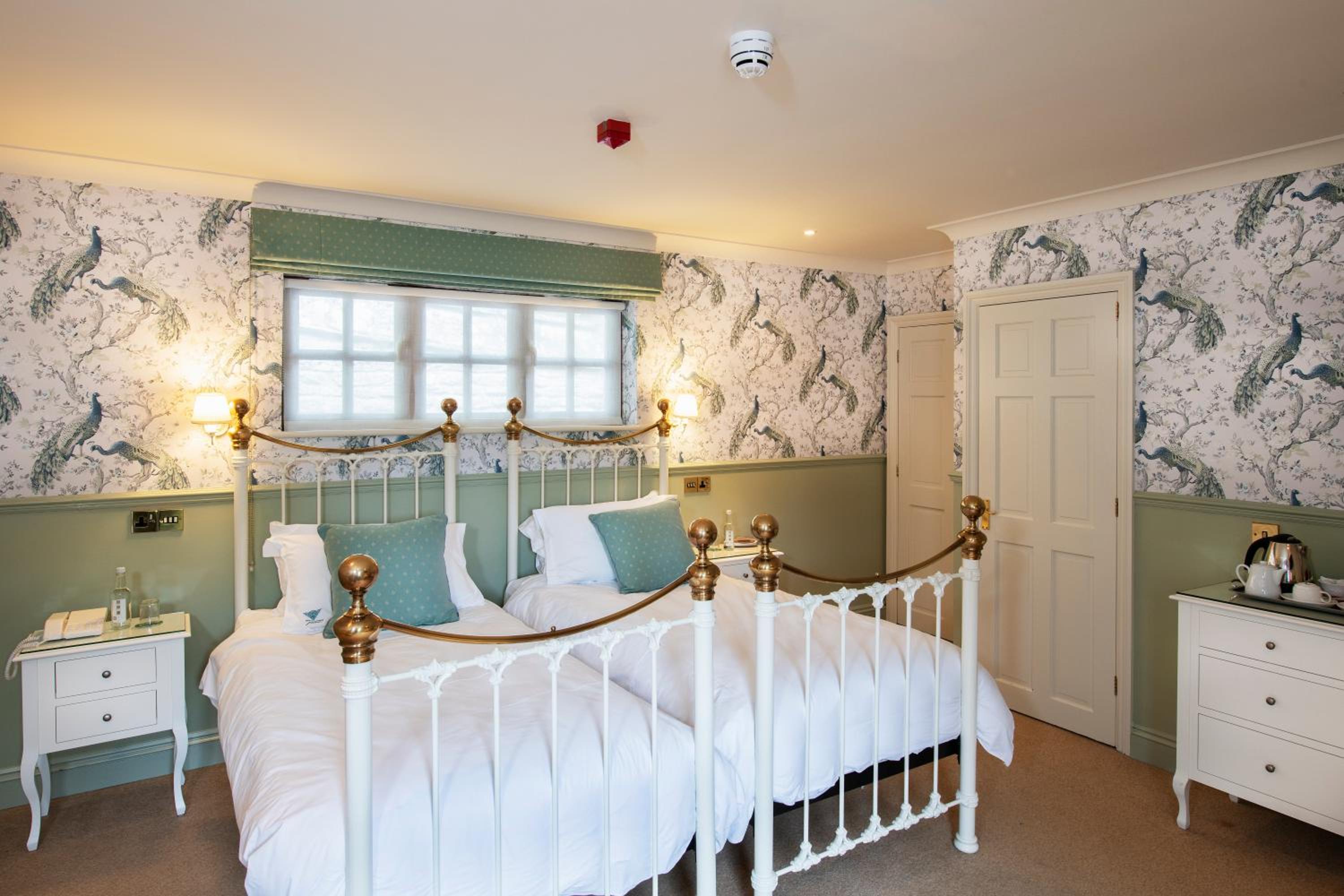 Twin Room - Disability Access photo 1