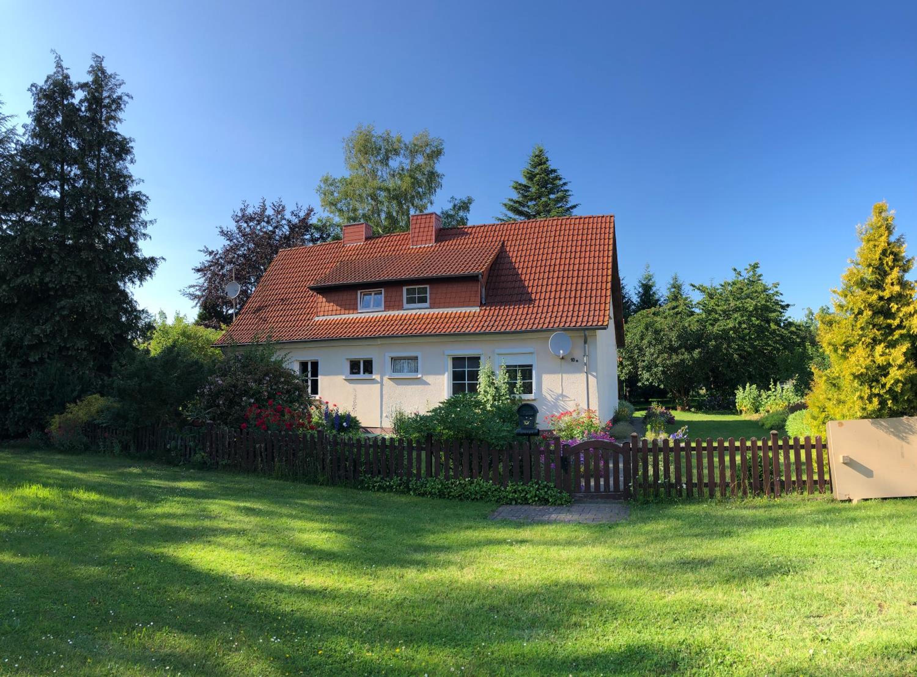 Two-Bedroom House photo 2
