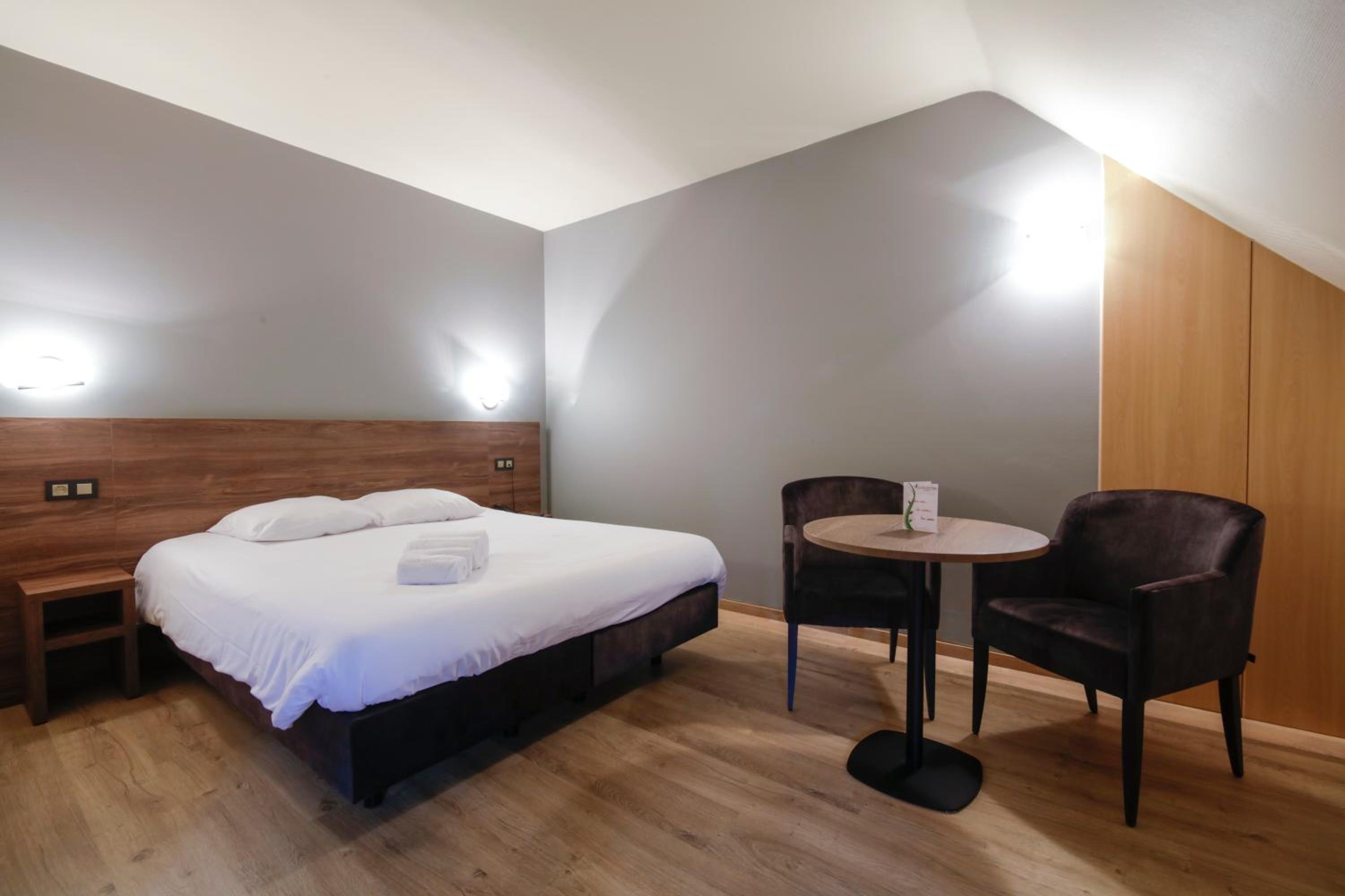  Junior Suite (2 Adults + 2 Children) - Photo 4