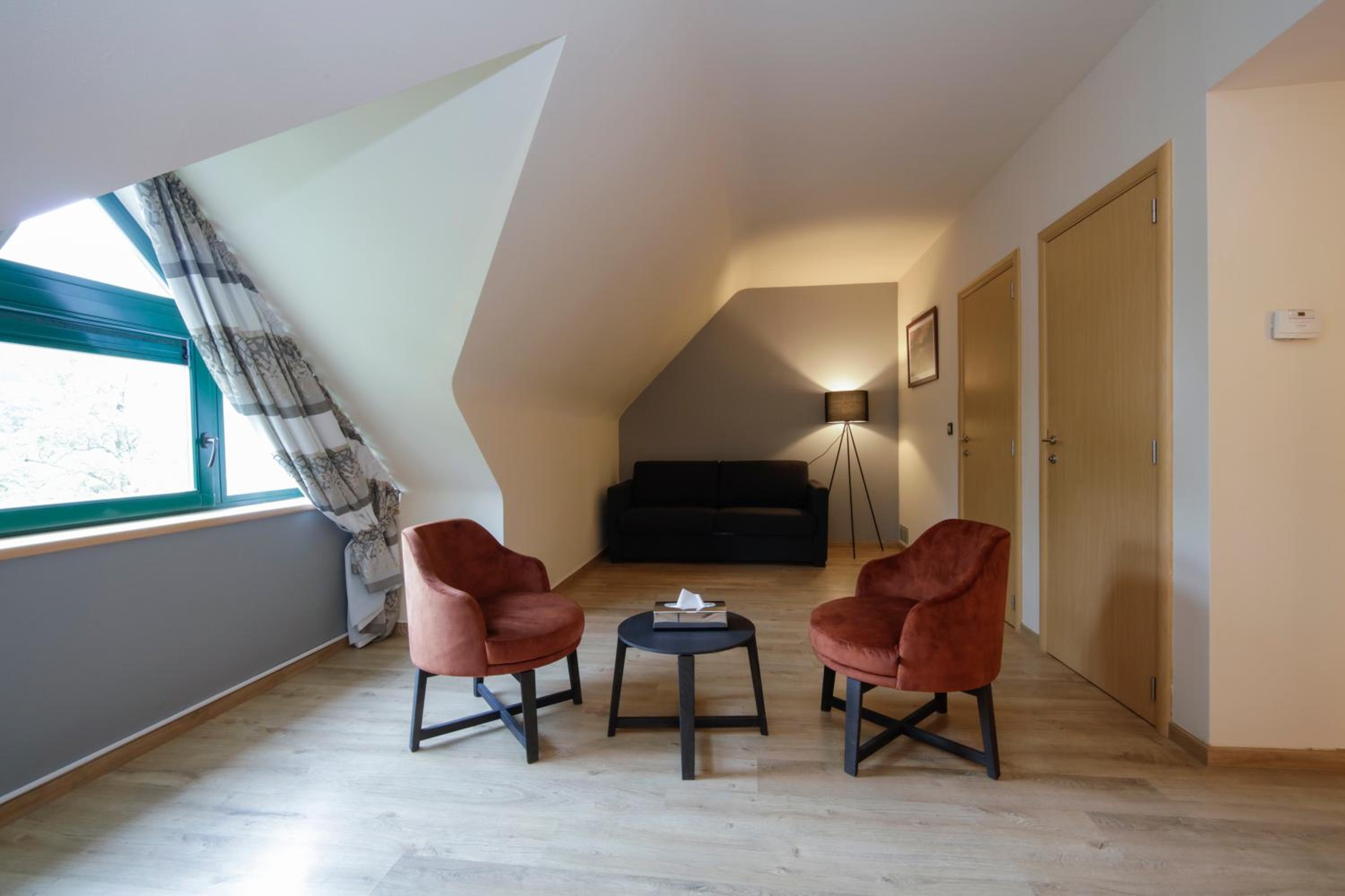  Junior Suite (2 Adults + 2 Children) - Photo 2