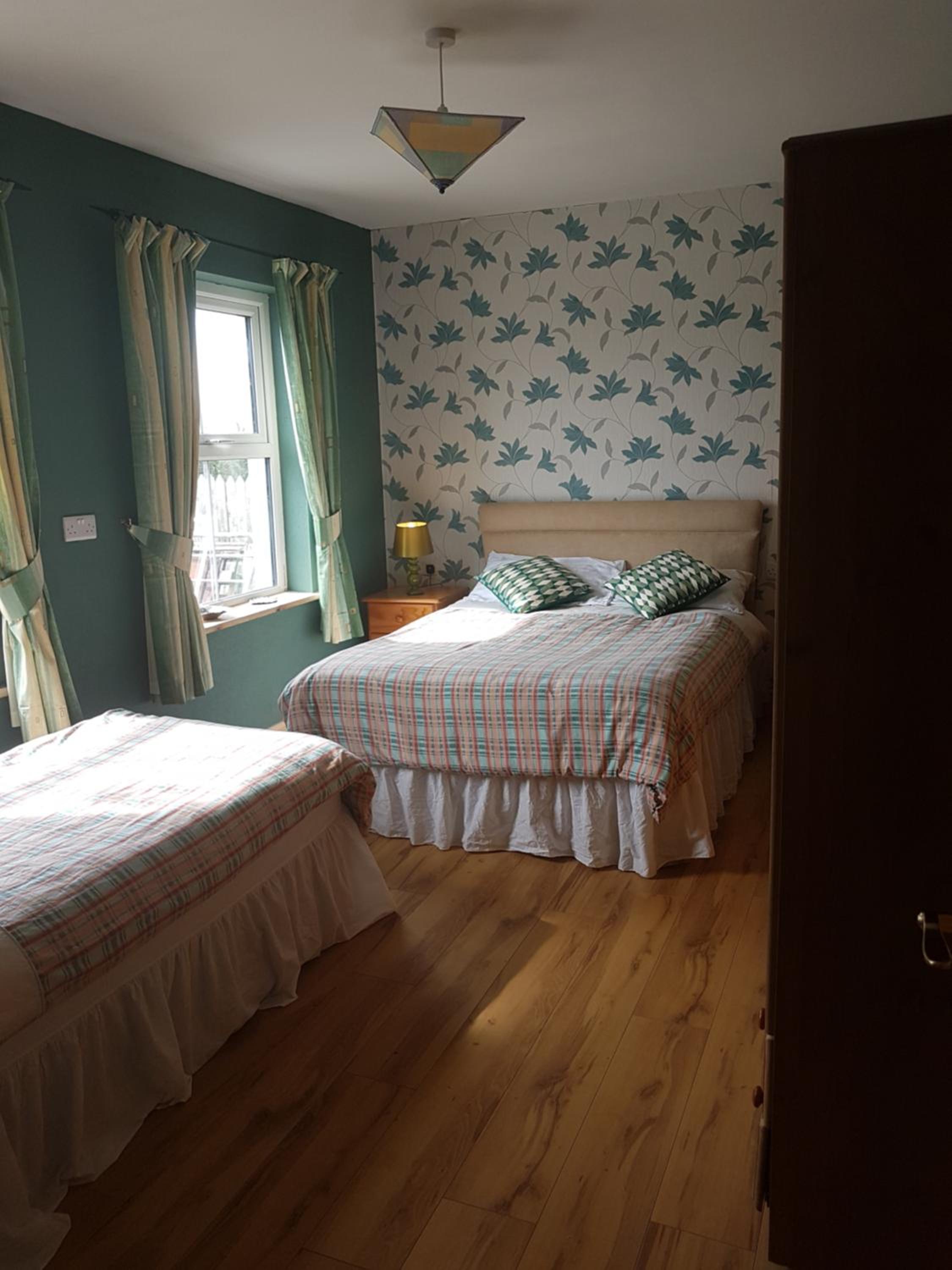 Triple Room with Private Bathroom - Photo 4