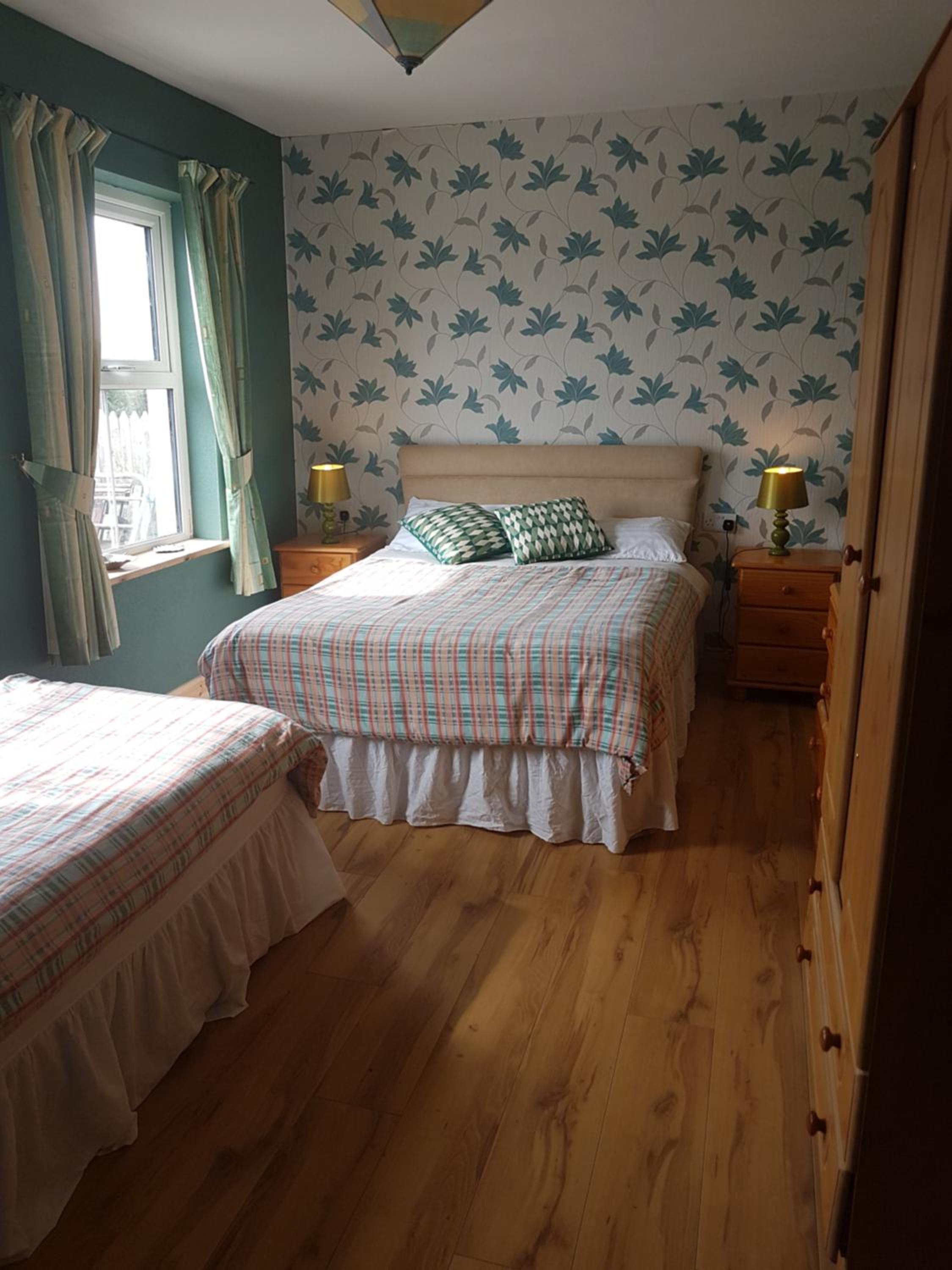 Triple Room with Private Bathroom - Photo 1