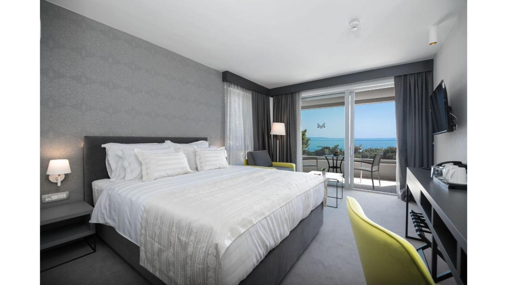 Habitación Doble Deluxe con Balcón y Vista al Mar