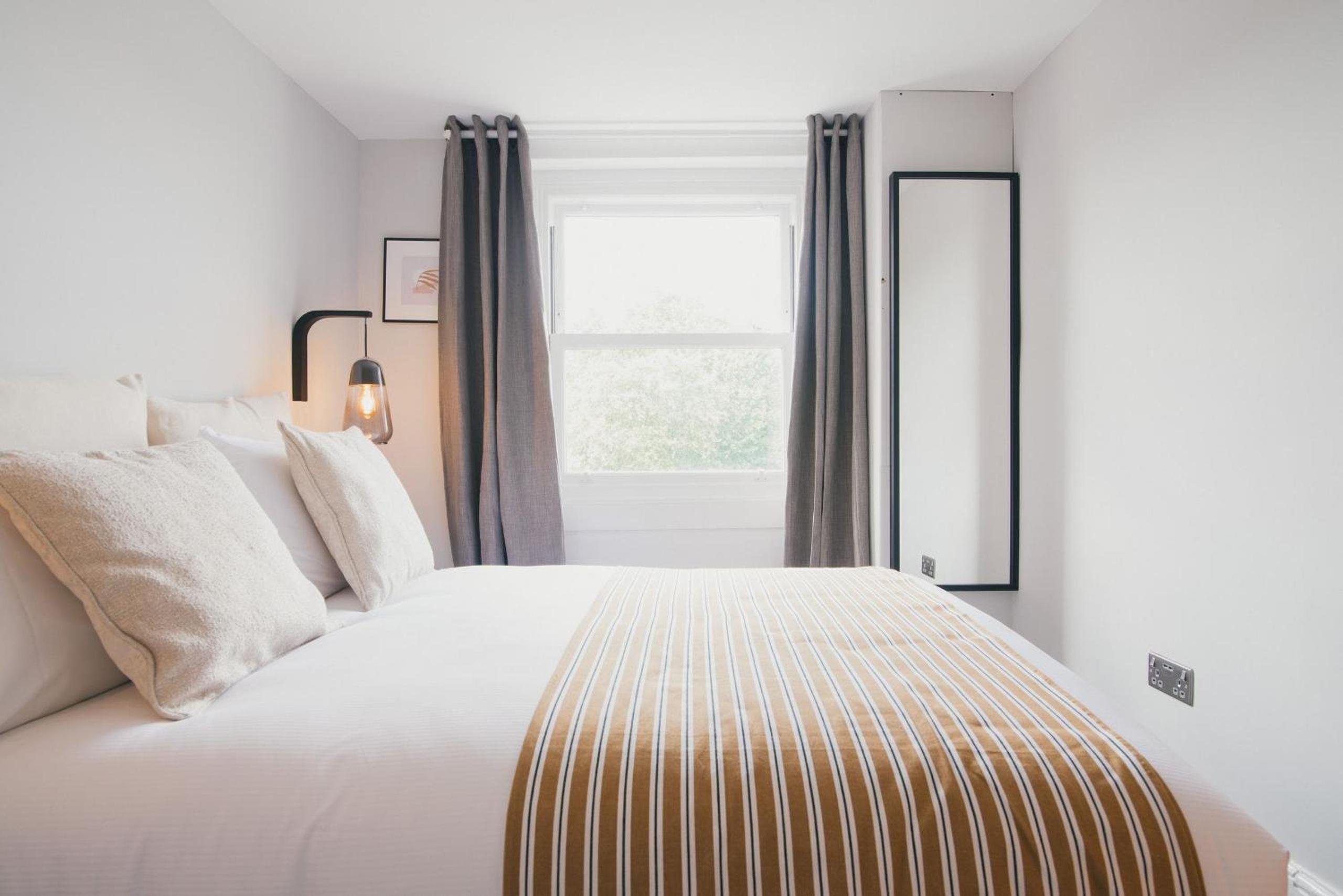 Double Room with Private External Bathroom photo 2