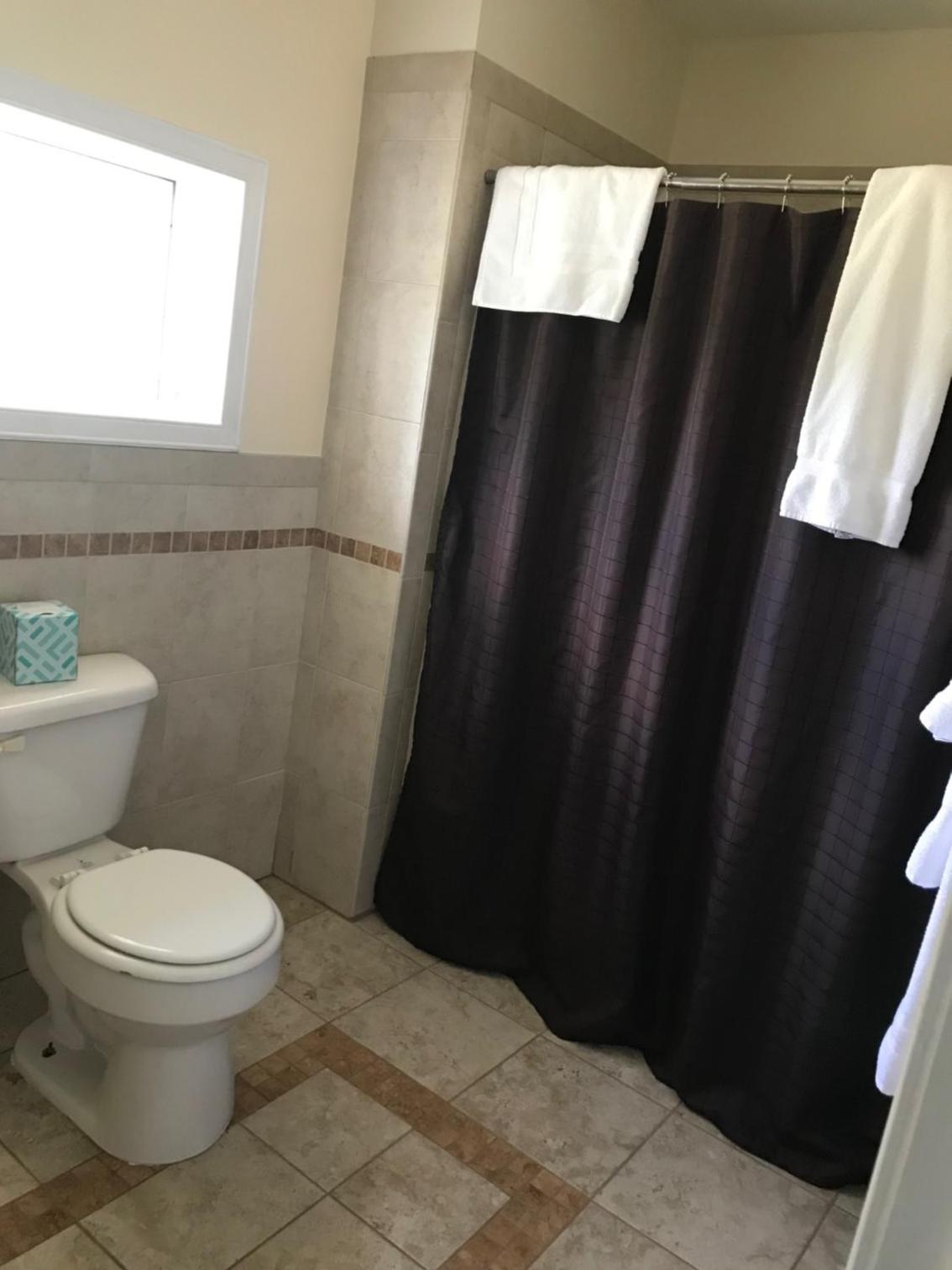 Deluxe King Room photo 3