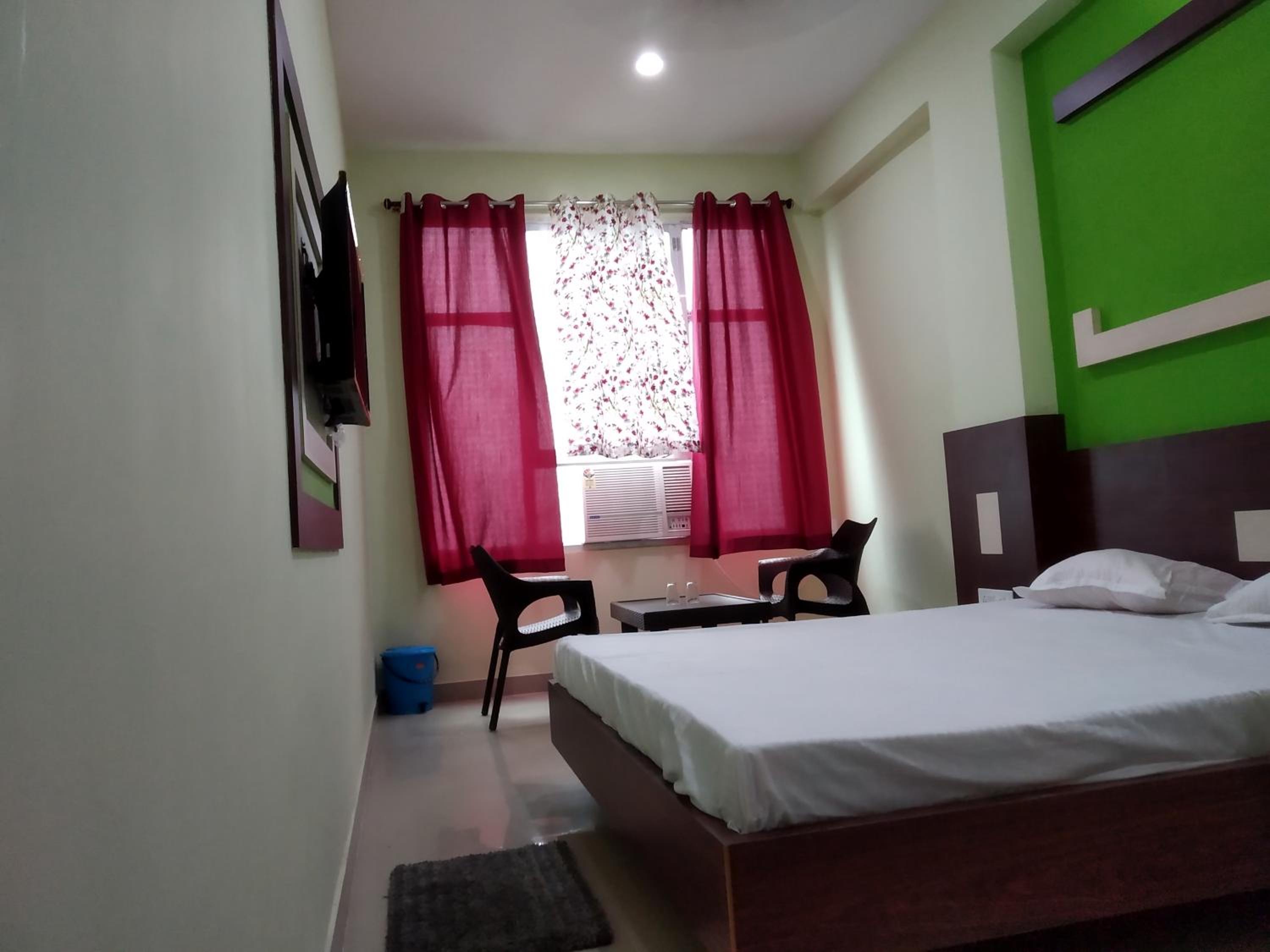Standard Double Room photo 2