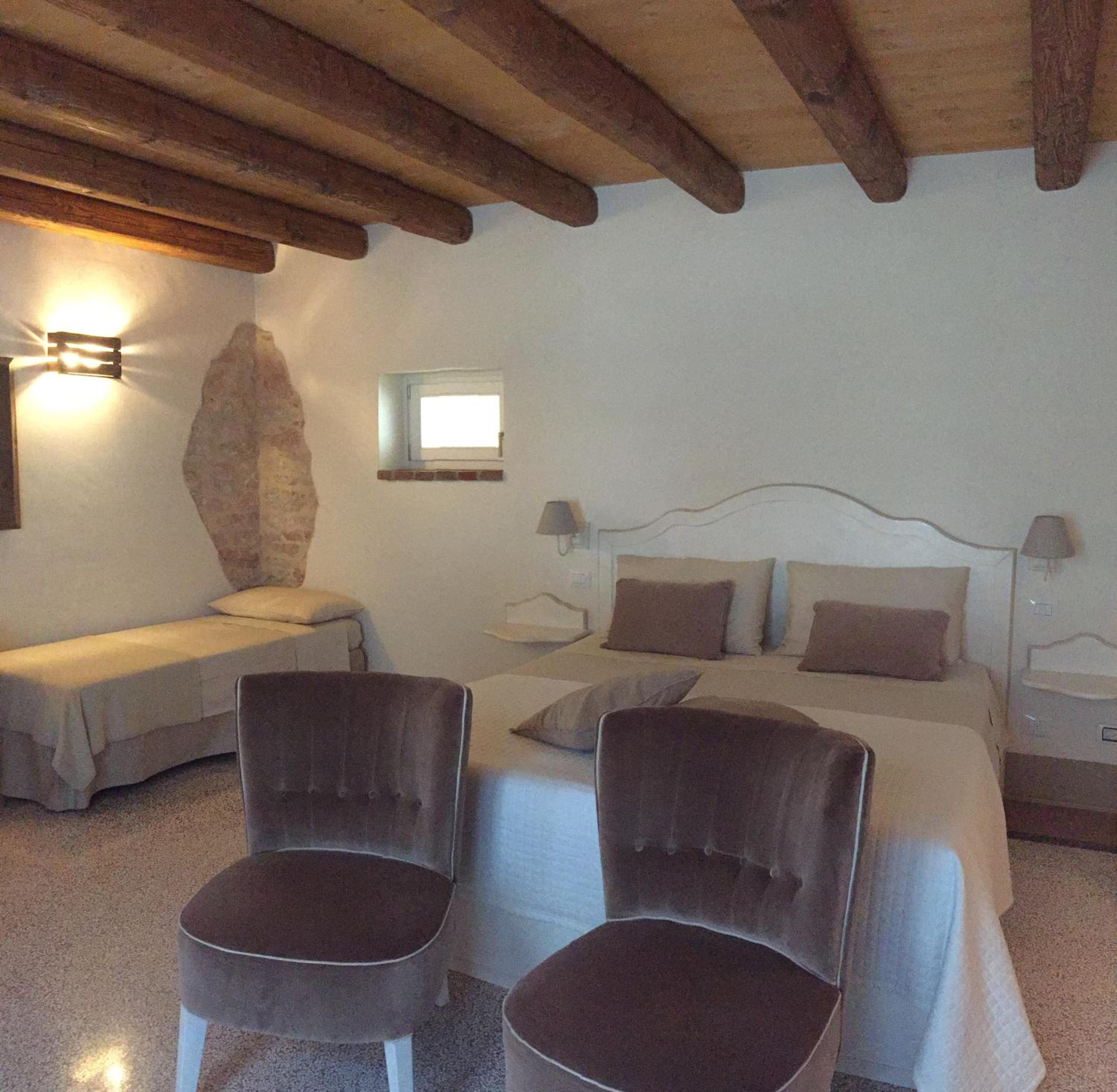 Junior Suite - Photo 8