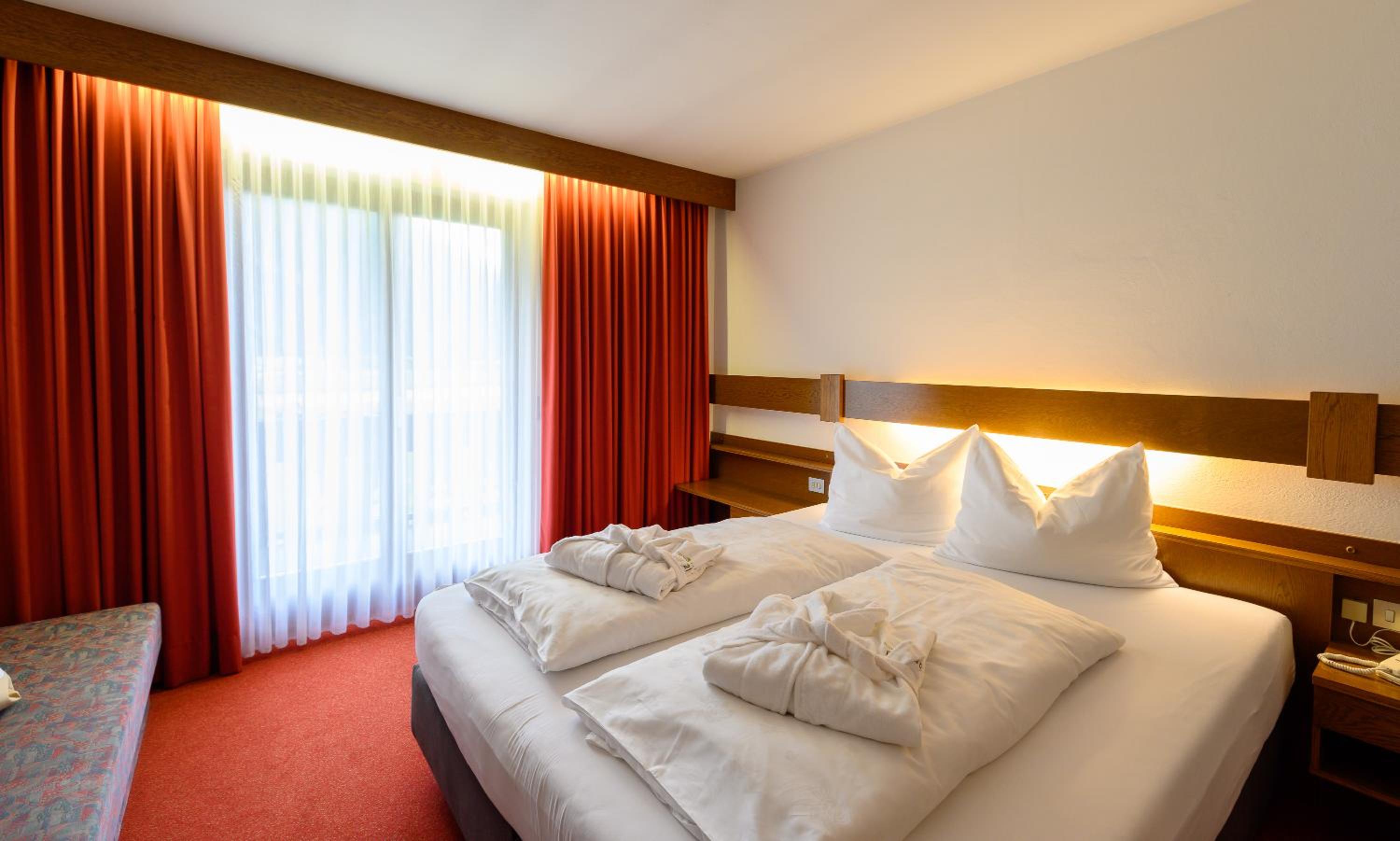 Superior Double or Twin Room photo 3