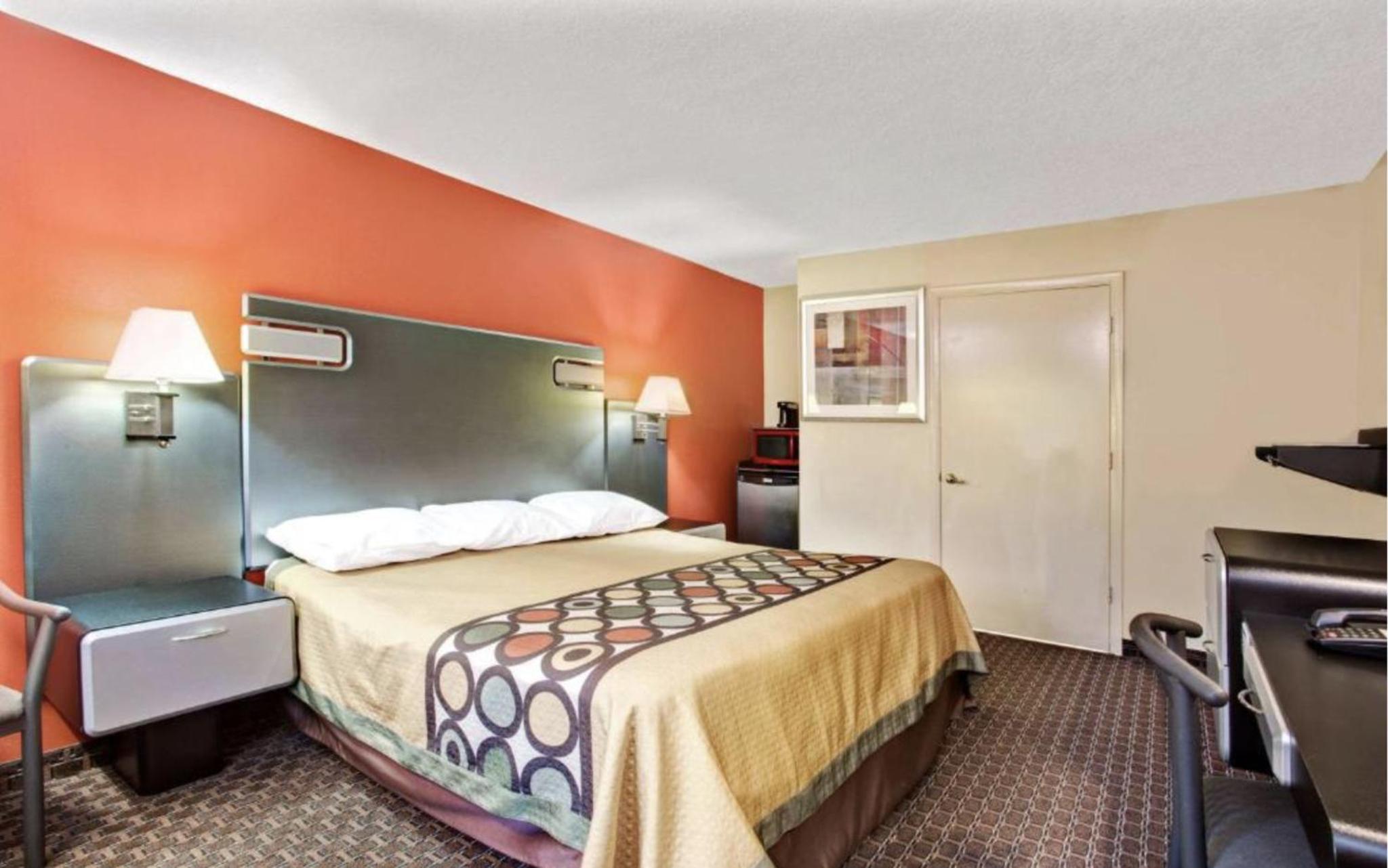 King Room - Non-Smoking