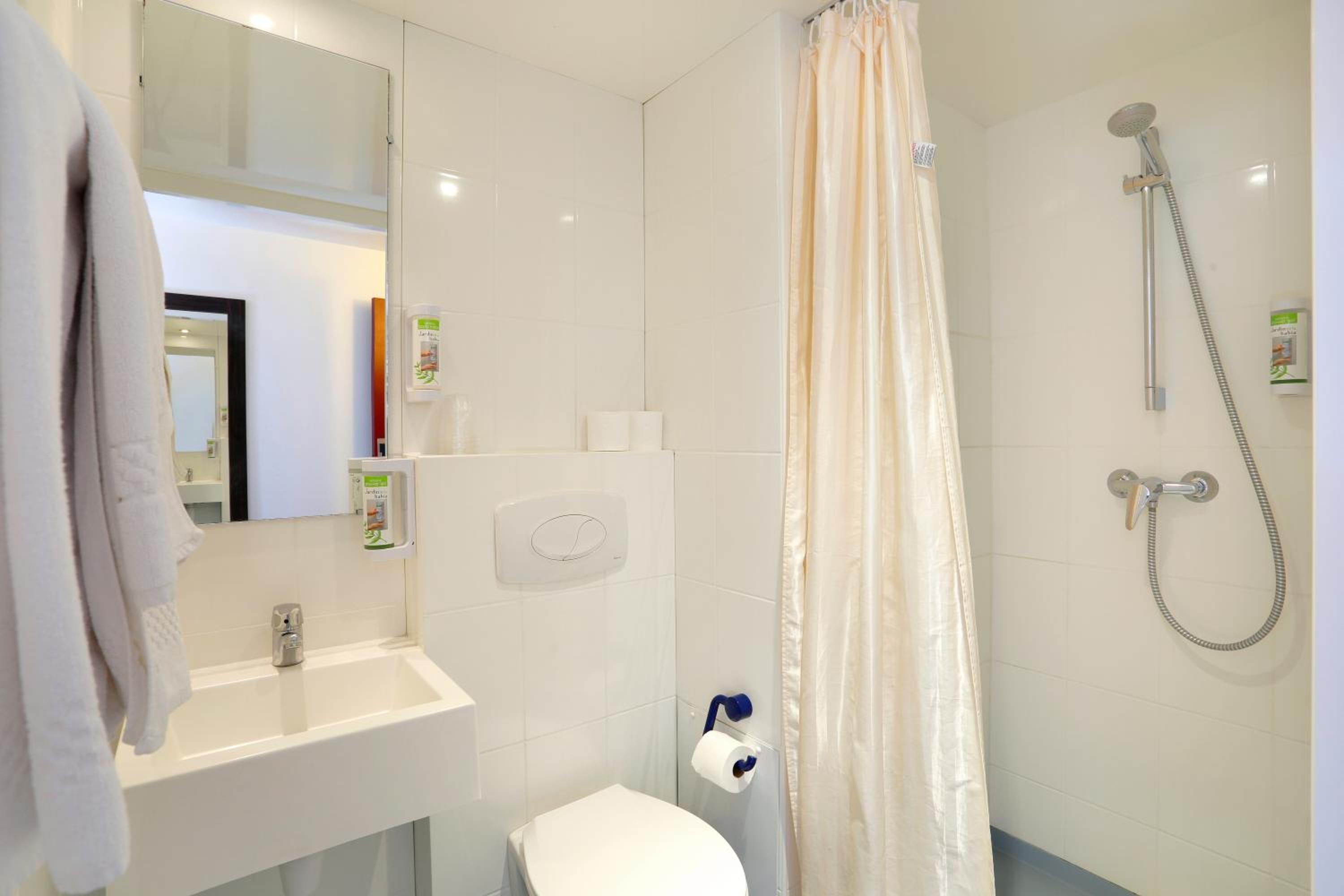Twin  Room - Photo 1
