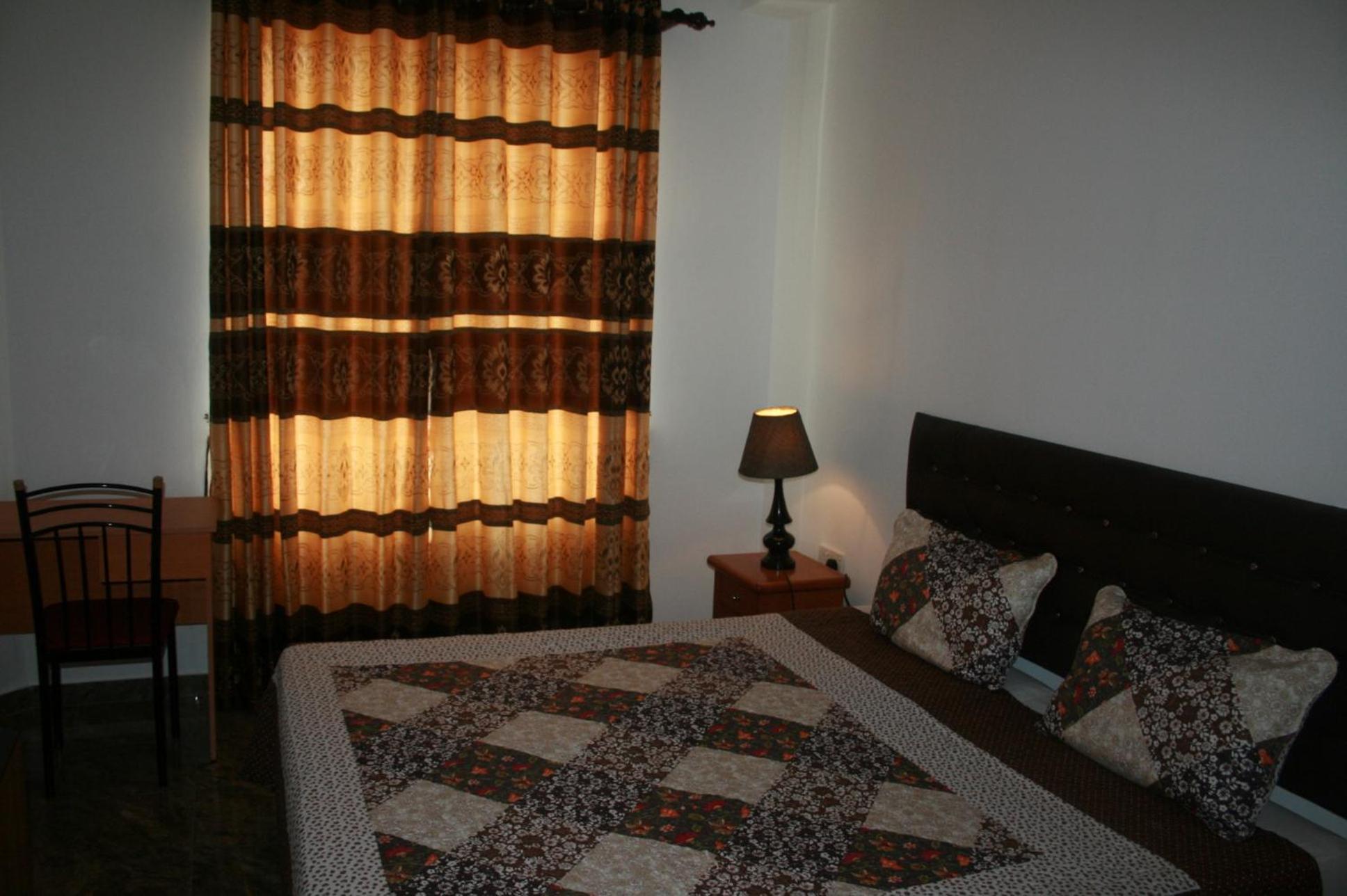 Deluxe Room (2 Adults + 1 Child)