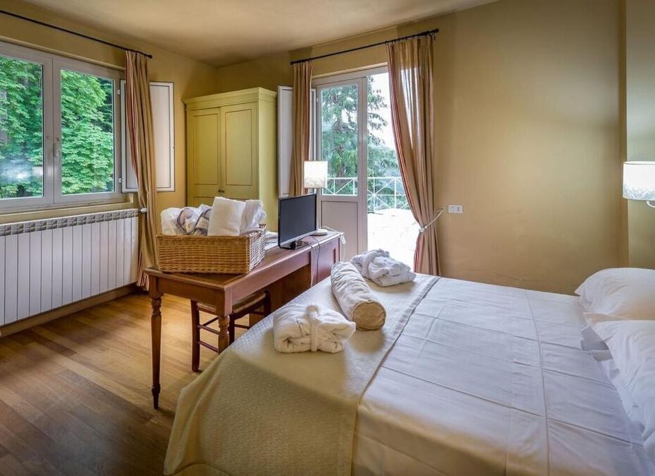 Superior Double Room With Balcony