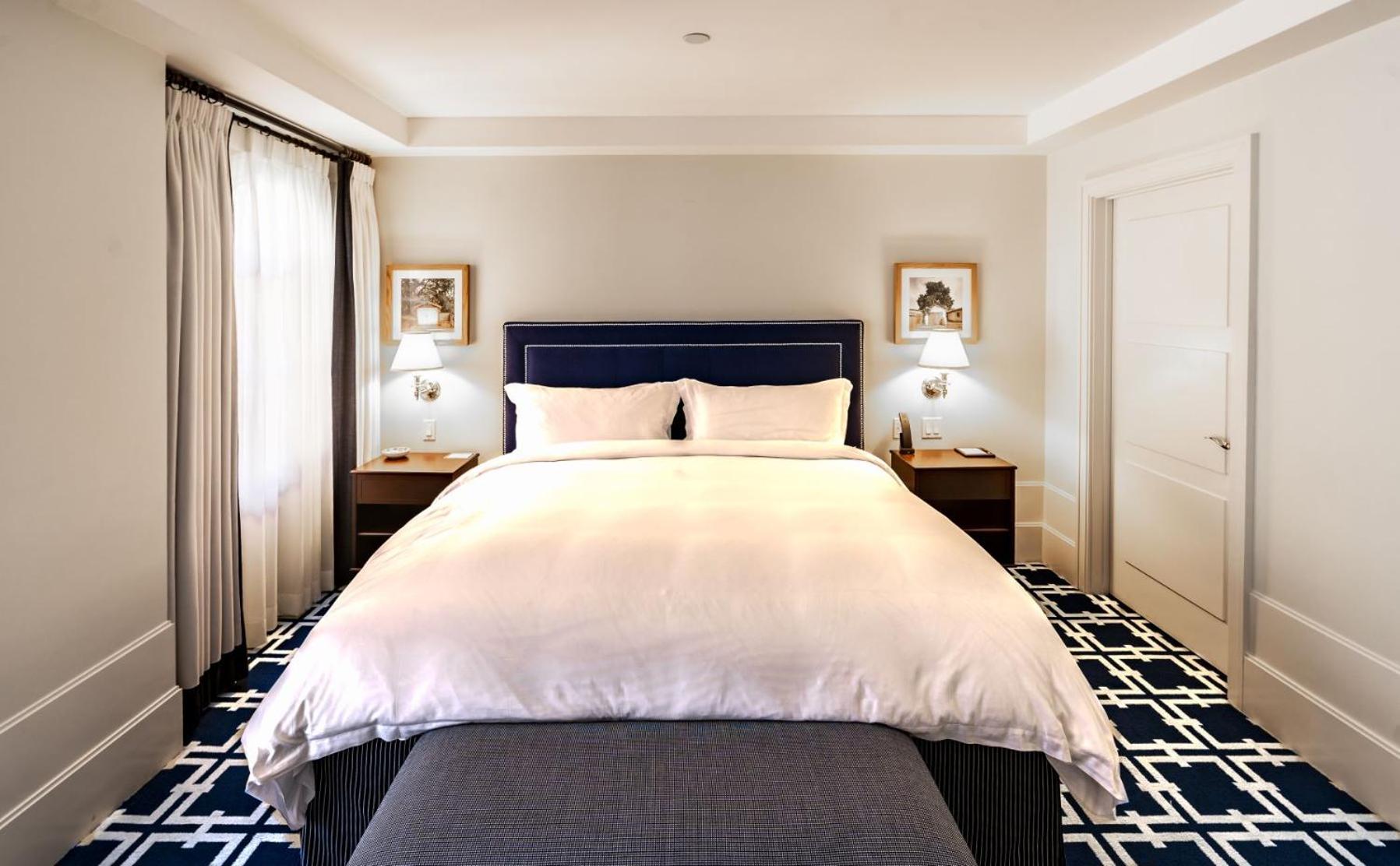 Deluxe Queen Room - Photo 5