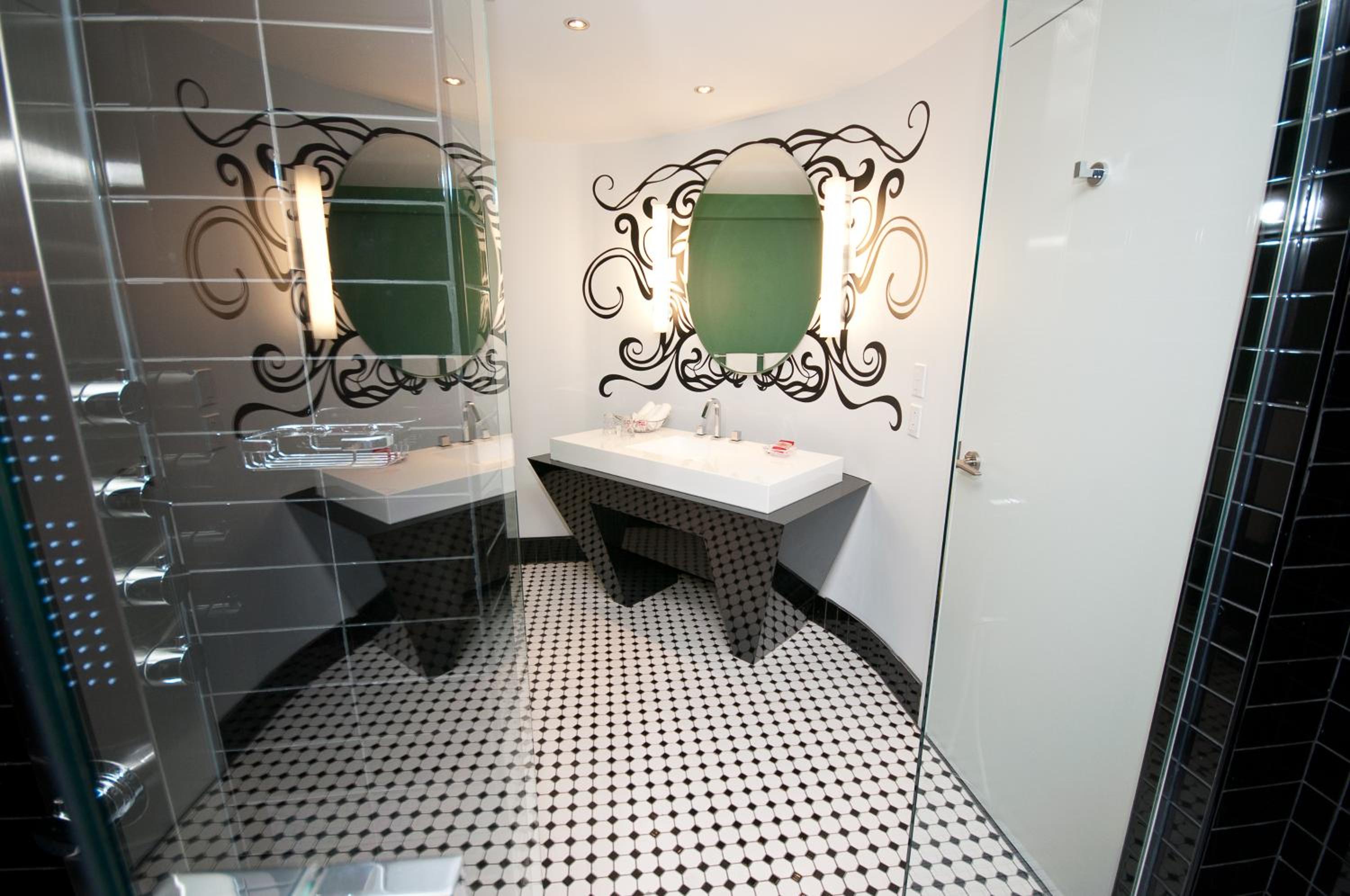 Junior King Suite