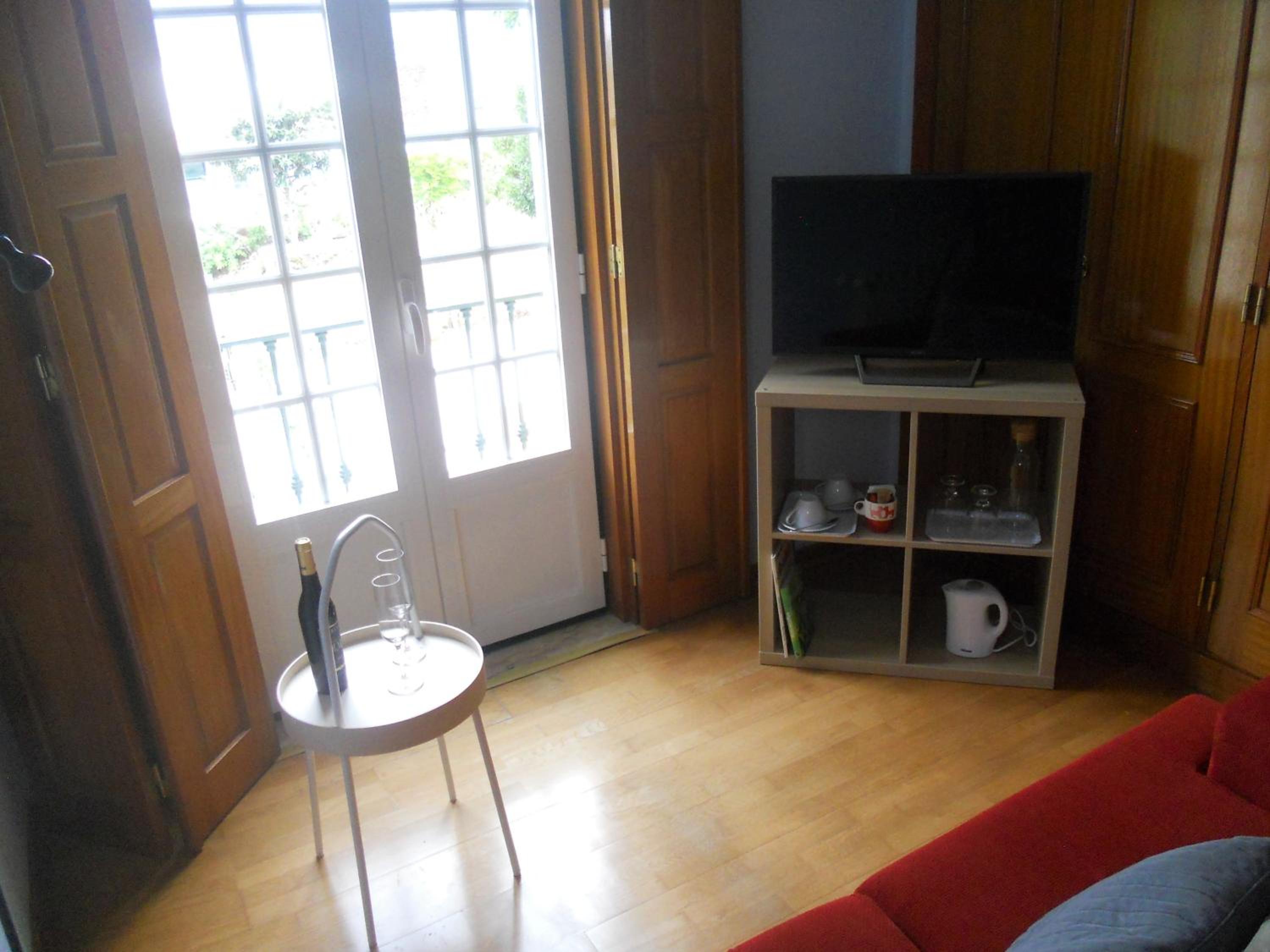 Double Room - Photo 2