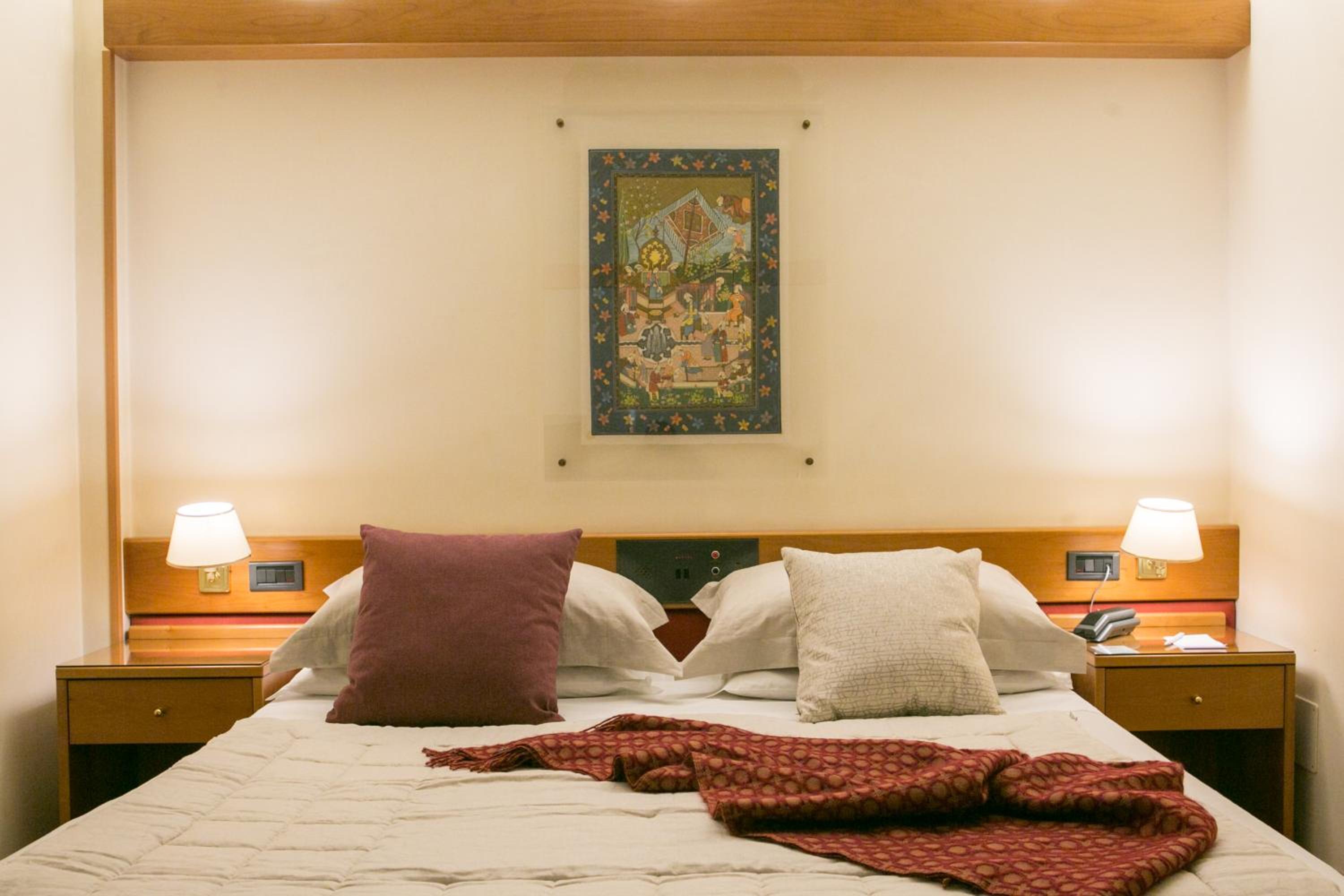 Classic King Room - Photo 2