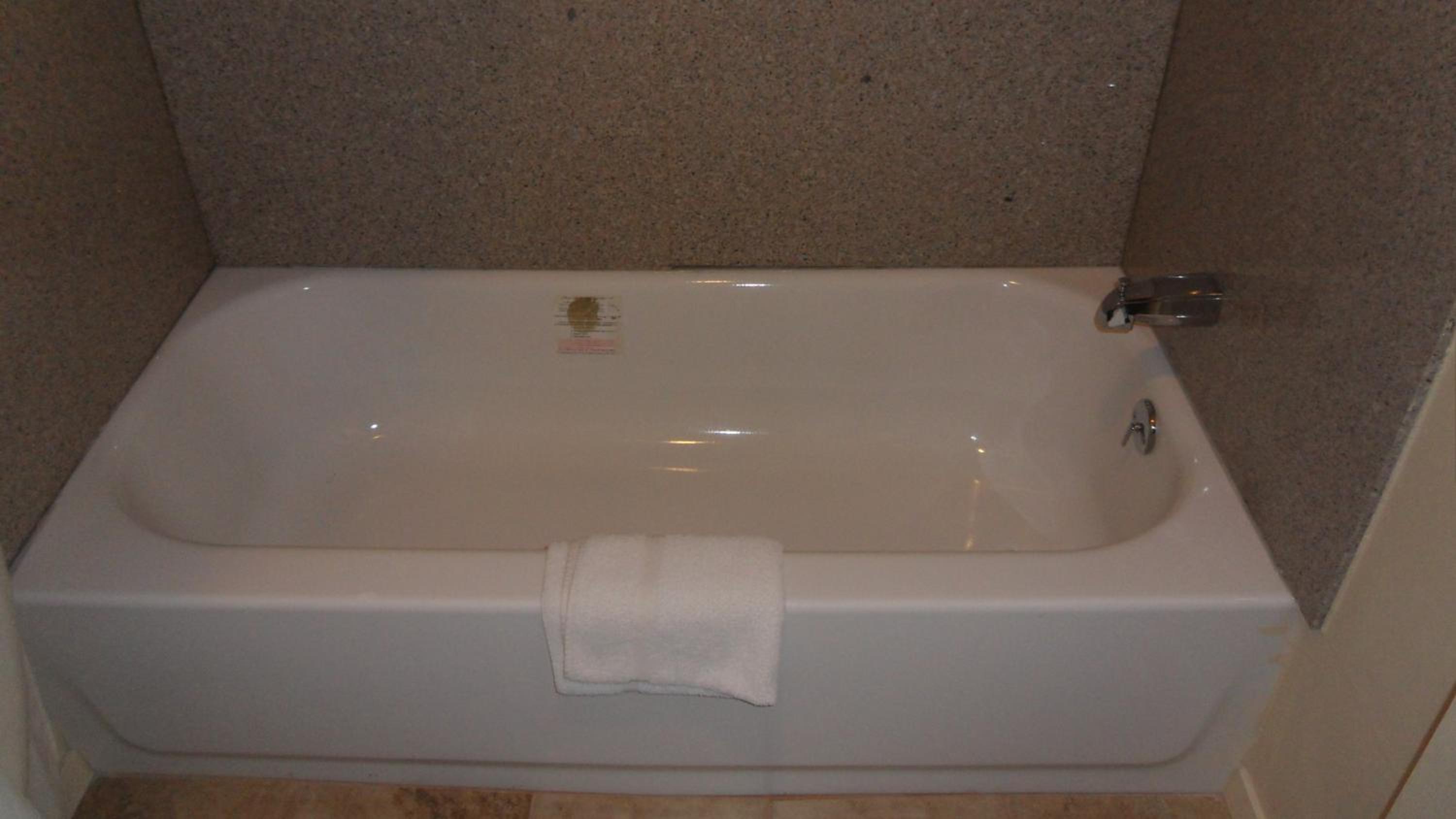 Double Room with Two Double Beds - Photo 8