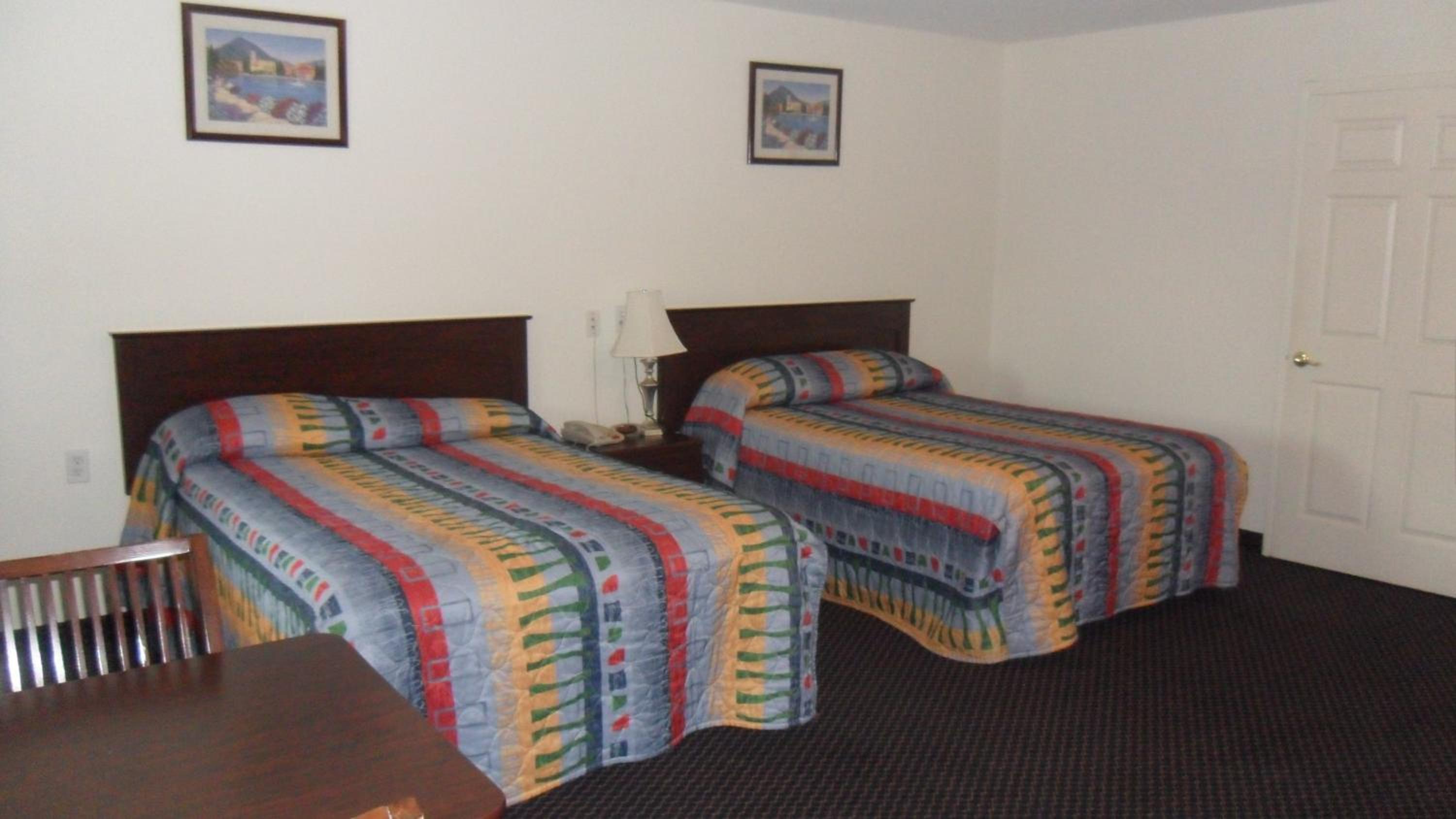 Double Room with Two Double Beds - Photo 4