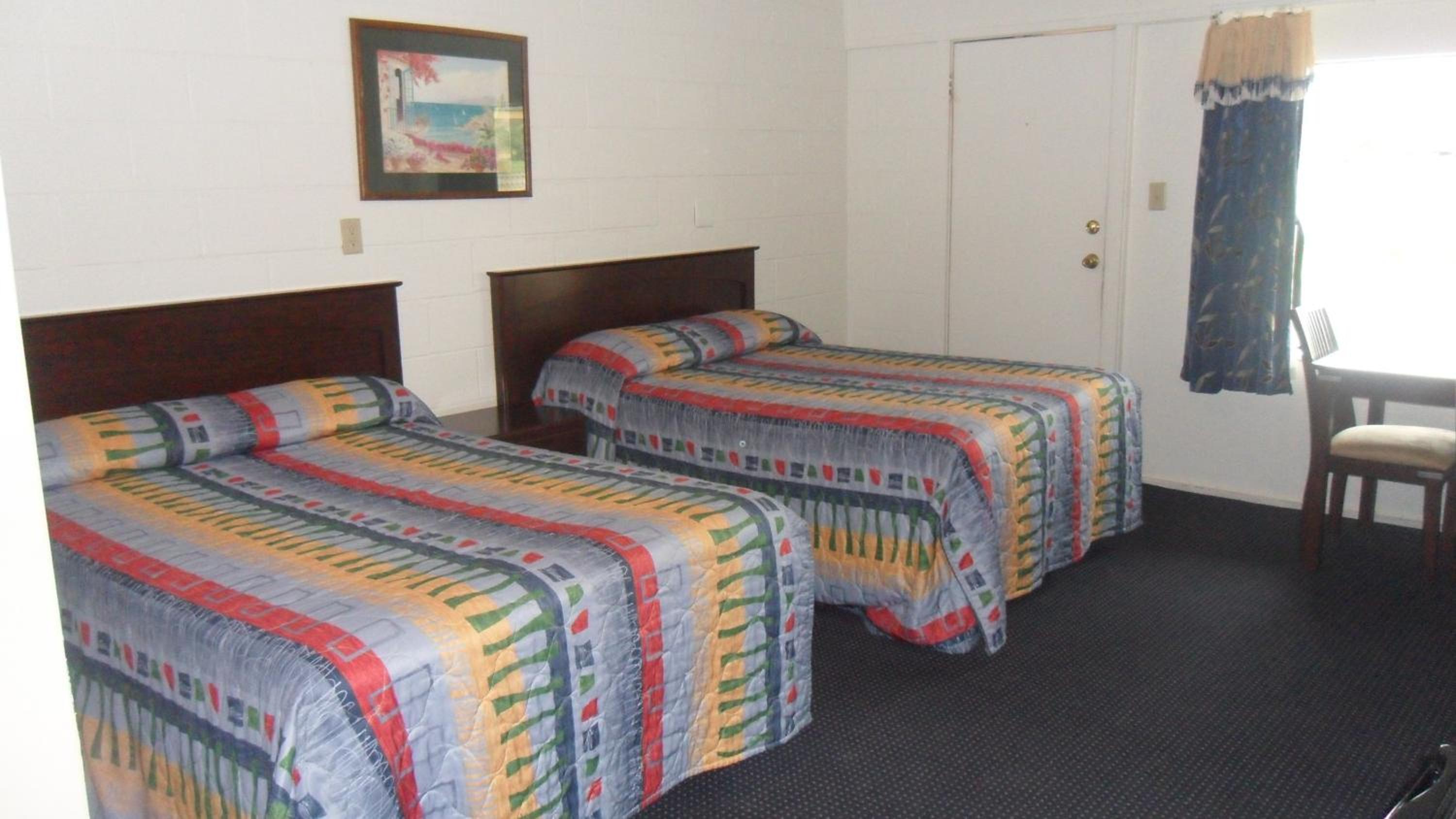 Double Room with Two Double Beds - Photo 1