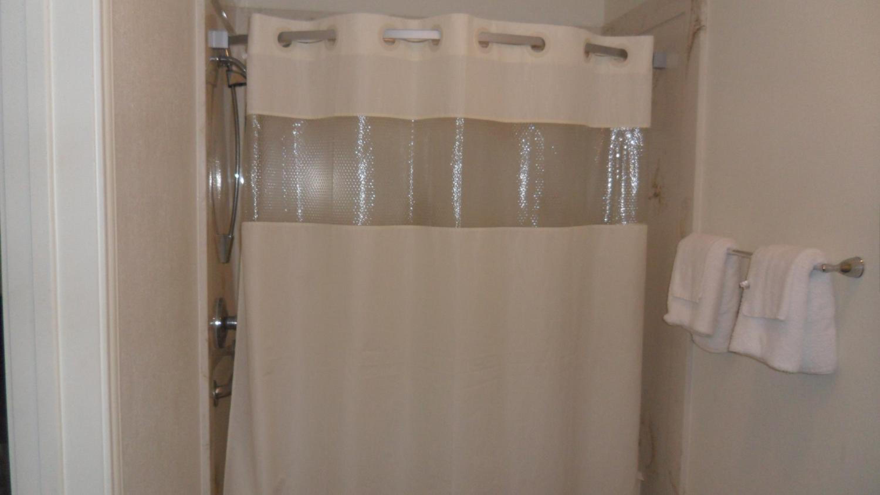 Double Room with Two Double Beds - Photo 5
