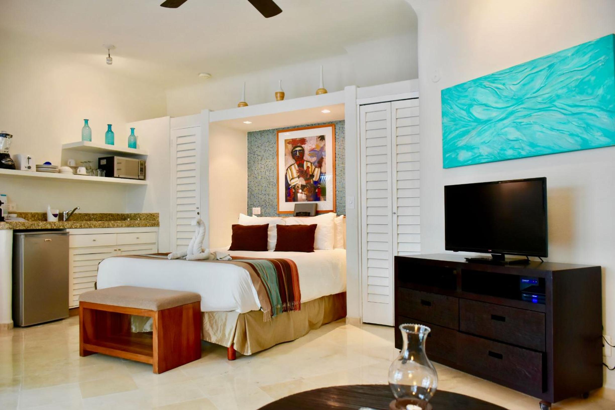 Ocean View Studio - Photo 1