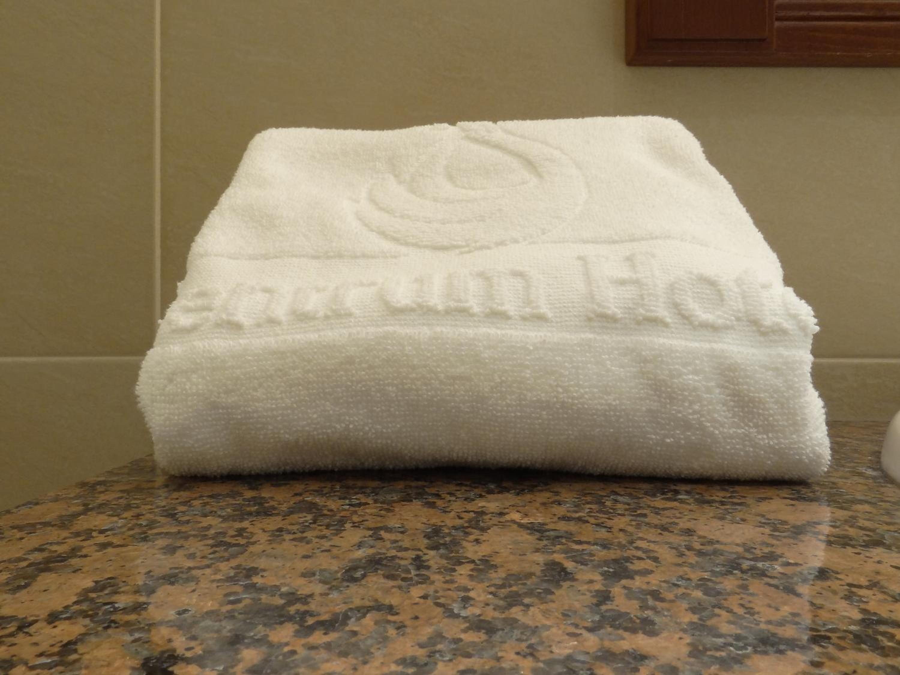 Executive Suite - Photo 3