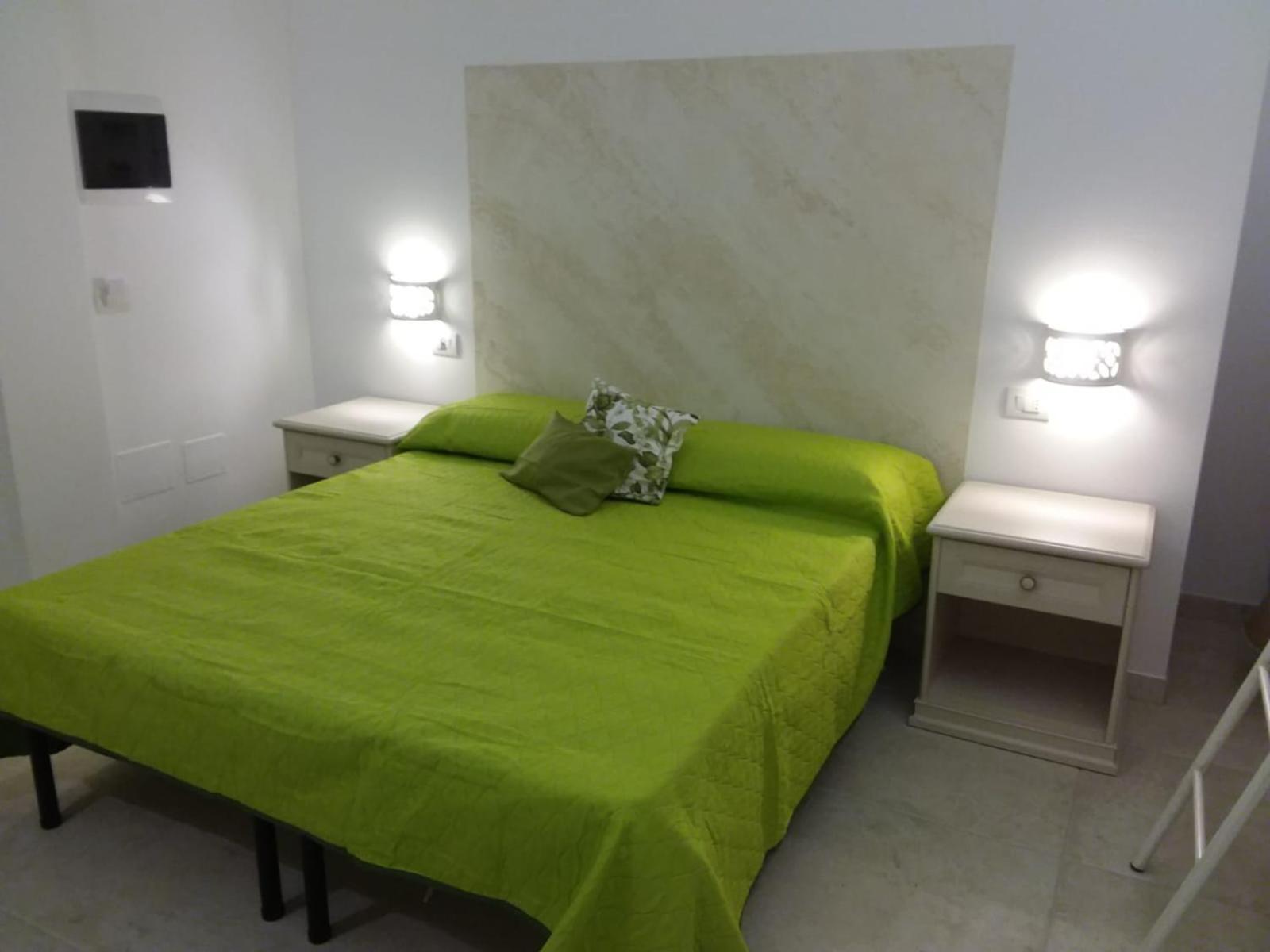 Quadruple Room - Disability Access - Photo 2