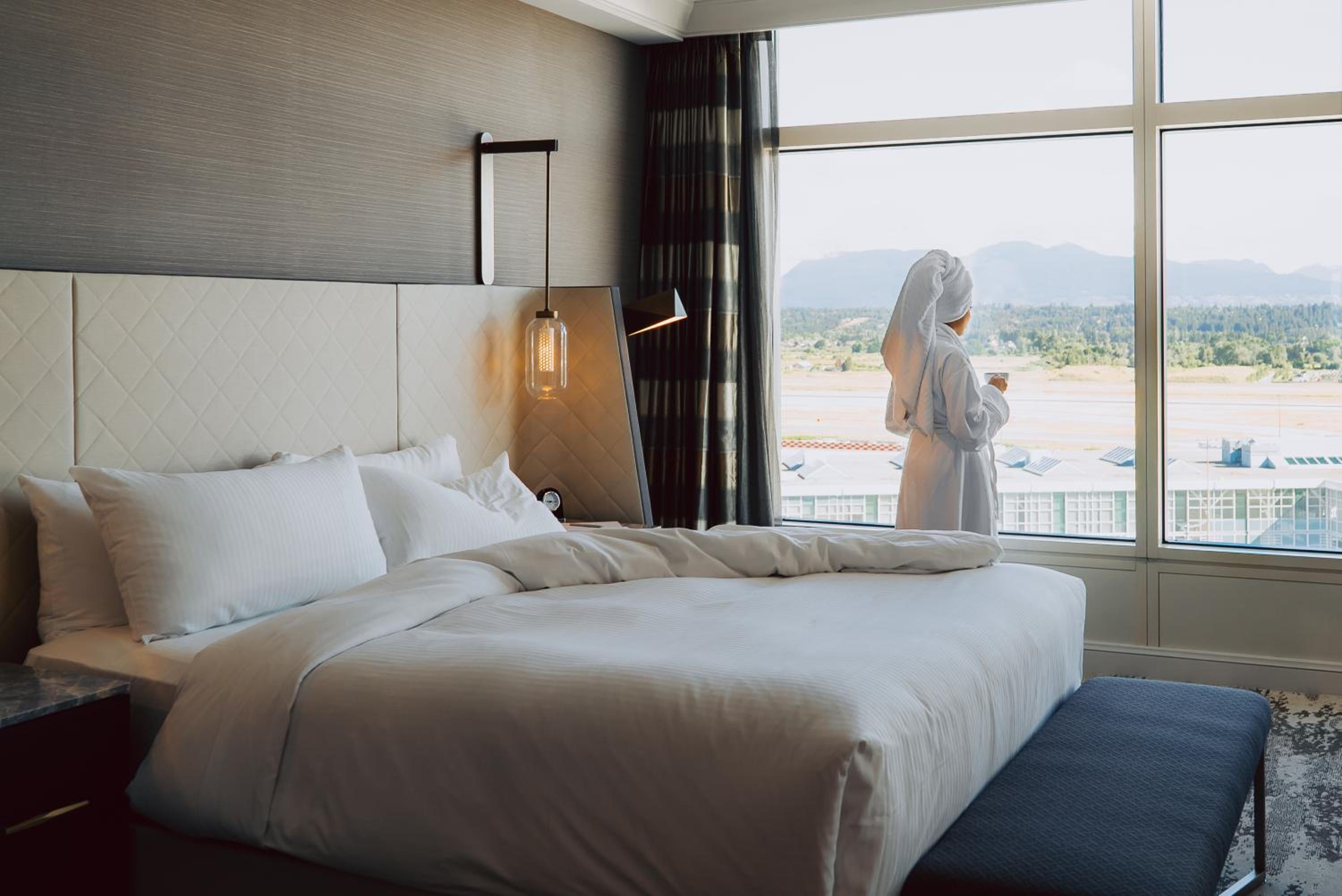 Fairmont Room with King Bed - Photo 6
