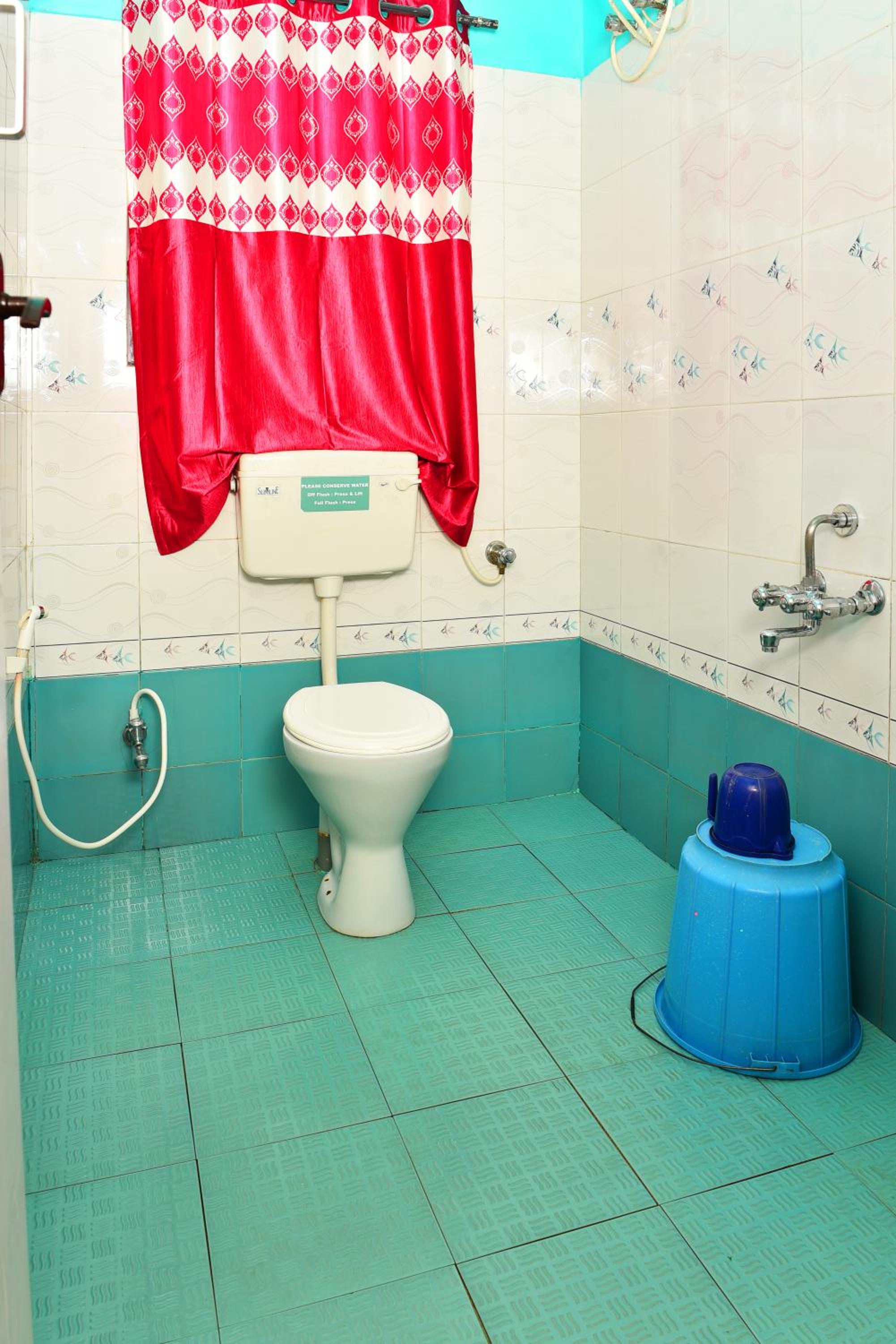Standard Quadruple Room - Photo 2
