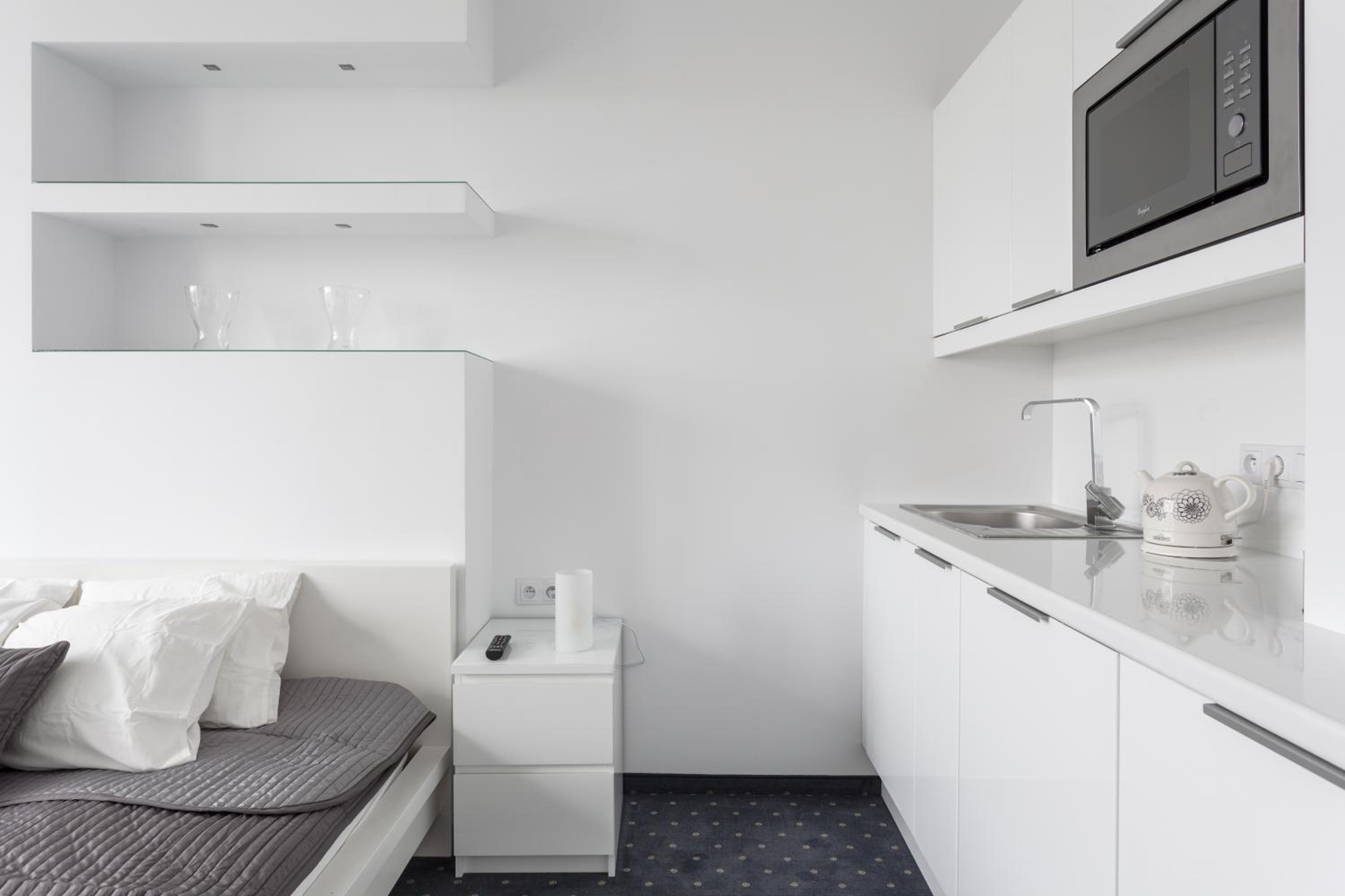 Apartment - Photo 11