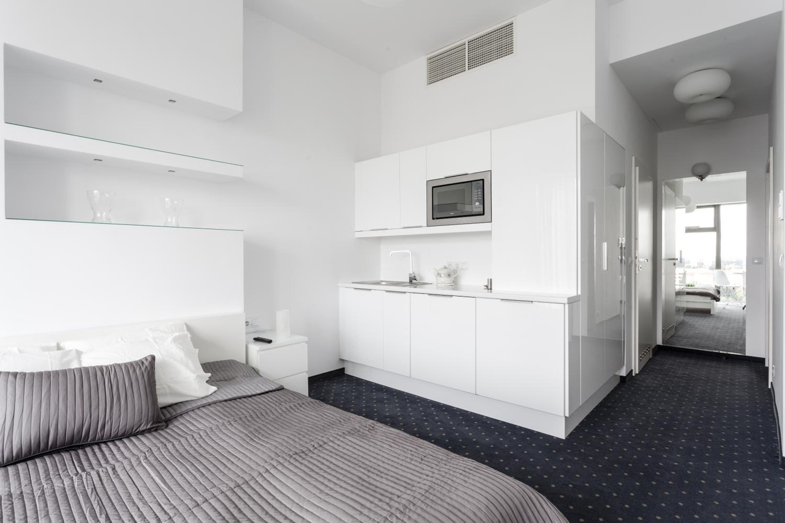Apartment - Photo 15