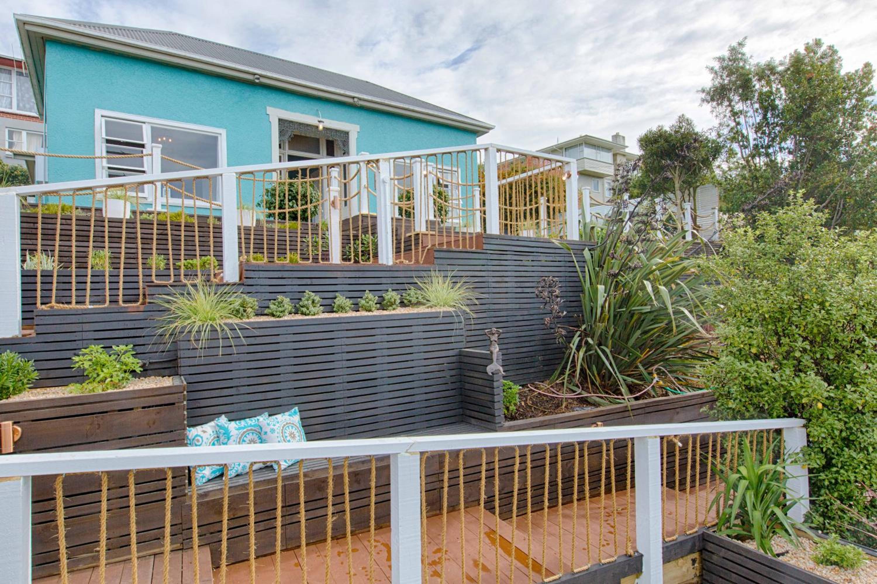 Three-Bedroom House - Photo 7