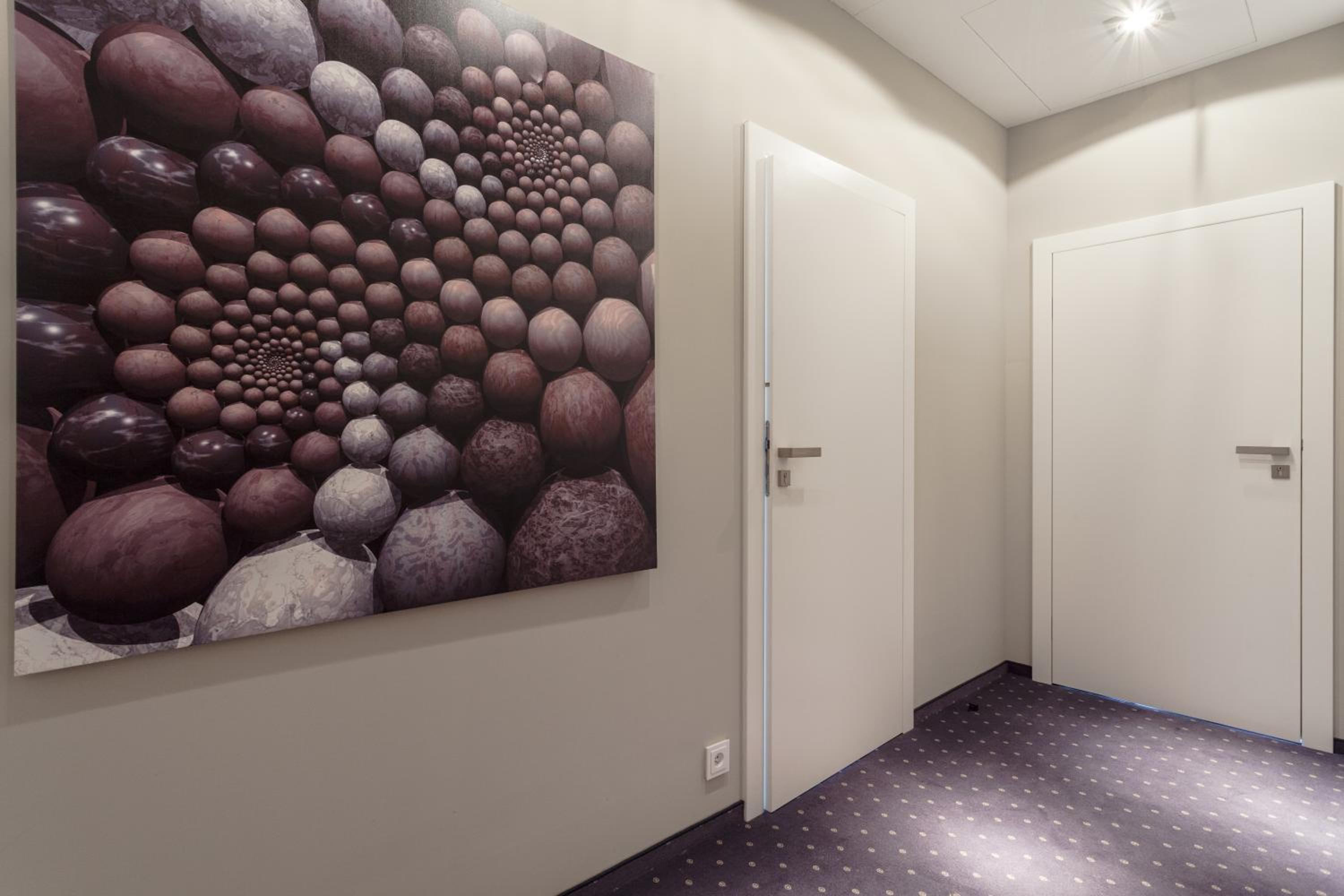 Apartment - Photo 2