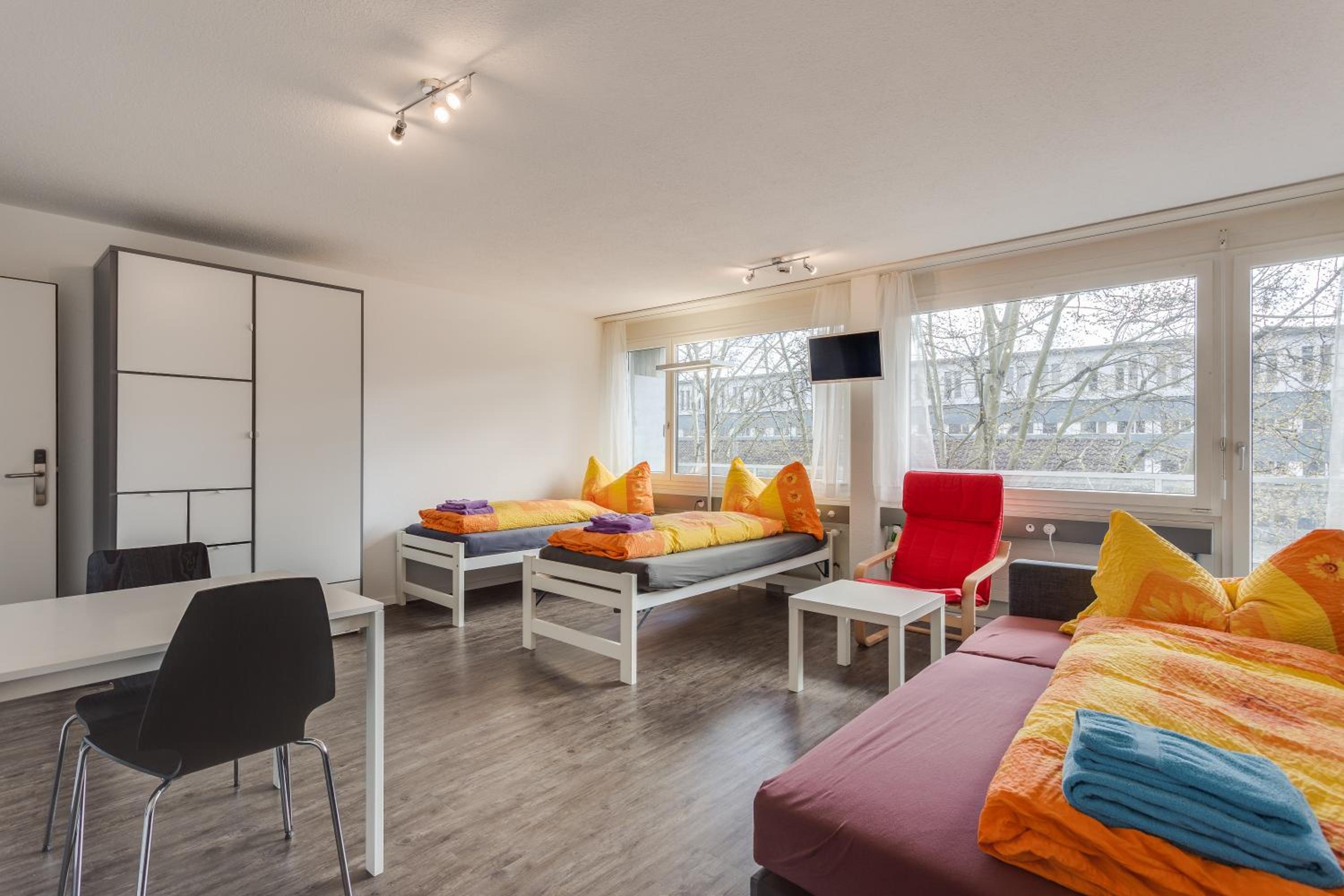 Studio Apartment photo 3