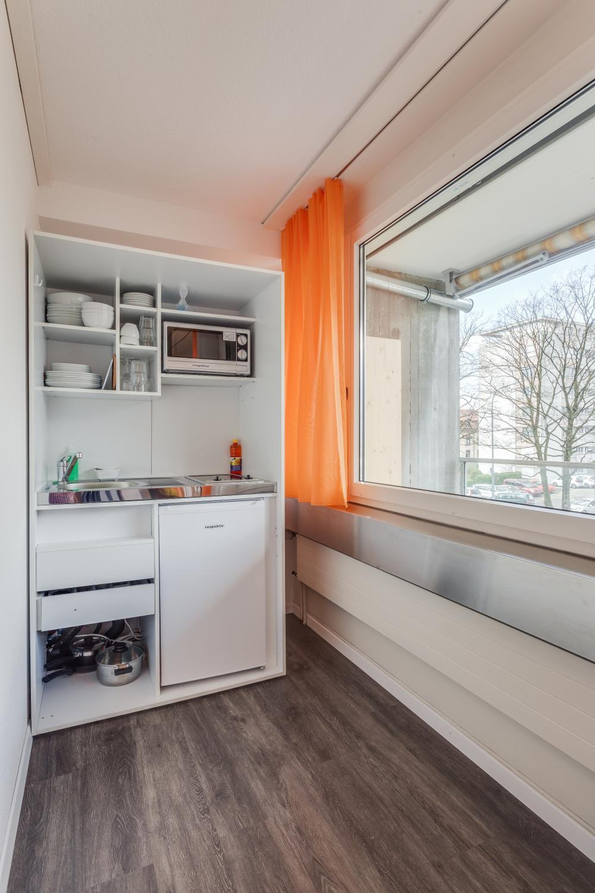 Studio Apartment photo 2