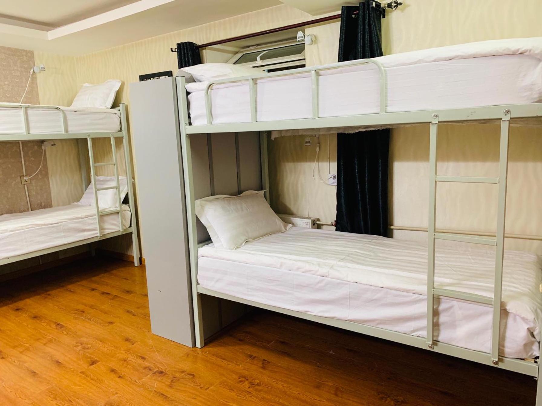Bed in 8-Bed Dormitory Room photo 2
