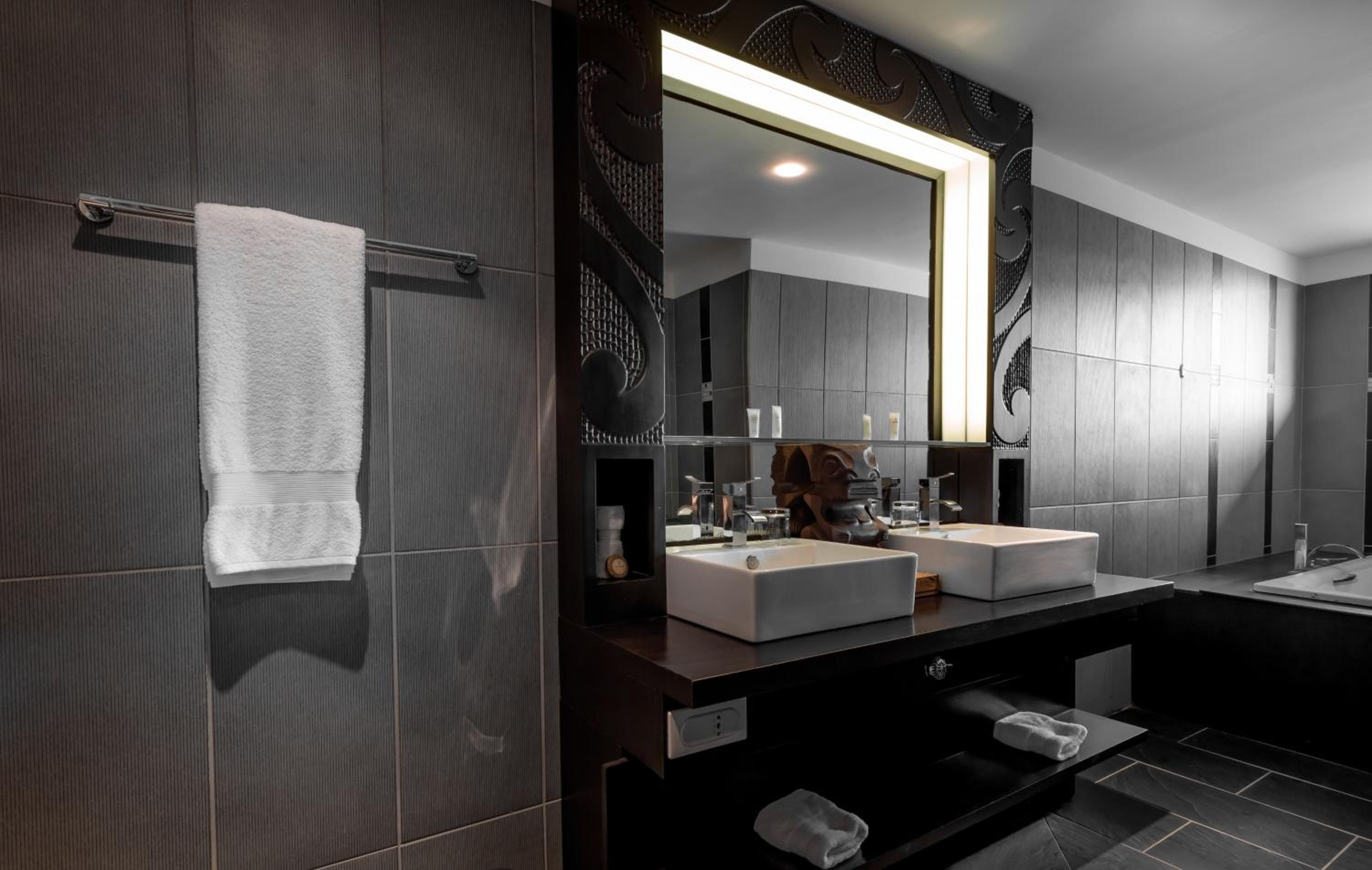 Two-Bedroom Duplex Suite photo 3
